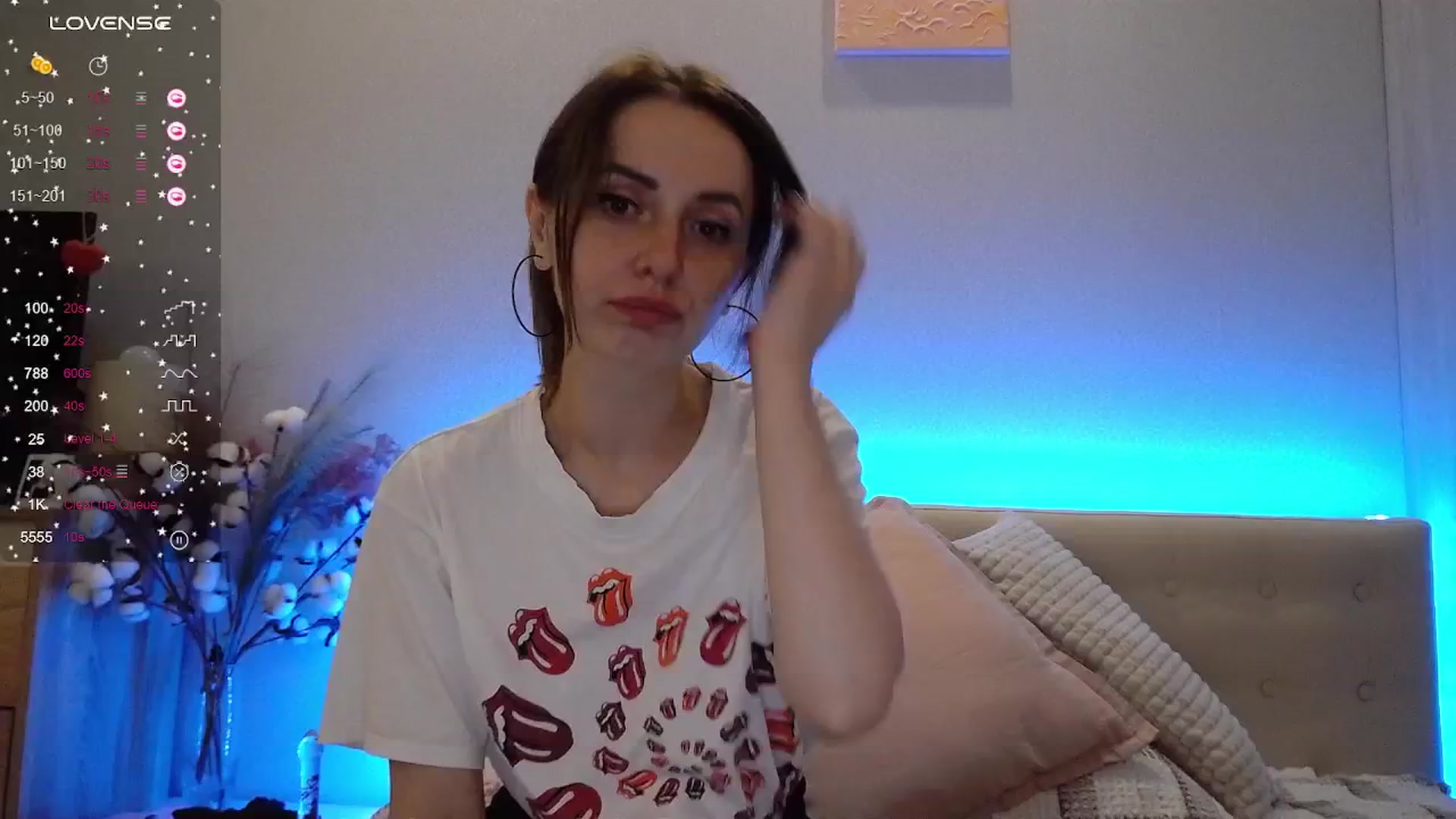Gallery image thumbnail from Nata_u_friend's myfreecams stream on, 08/03/2024, 03:26 image 1 of 20