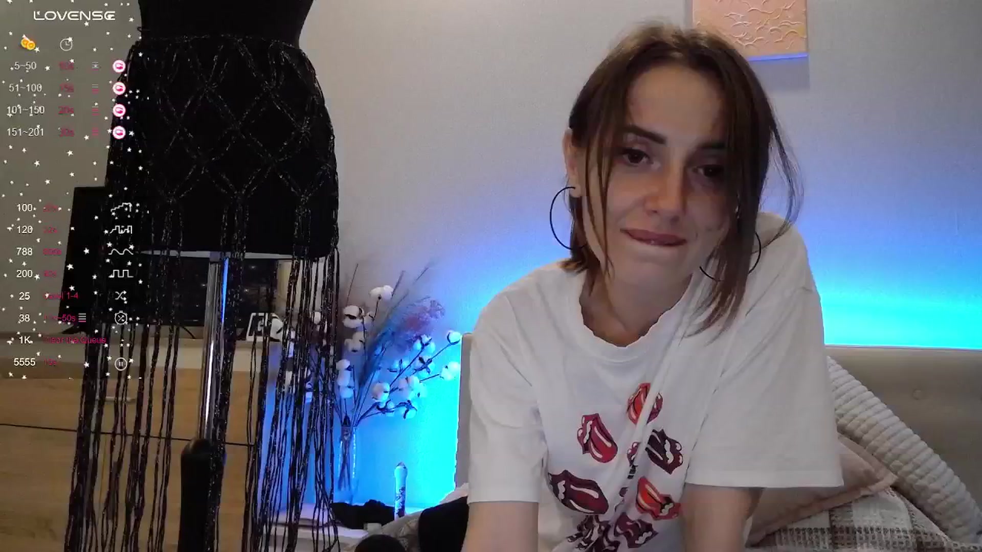 Gallery image thumbnail from Nata_u_friend's myfreecams stream on, 08/03/2024, 03:26 image 10 of 20