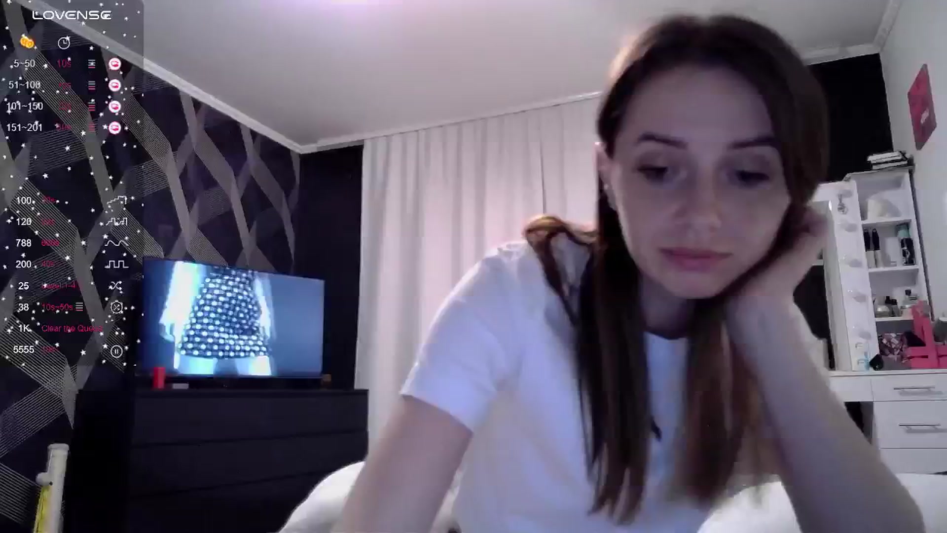 Gallery image thumbnail from Nata_u_friend's myfreecams stream on, 08/31/2024, 21:00 image 6 of 20