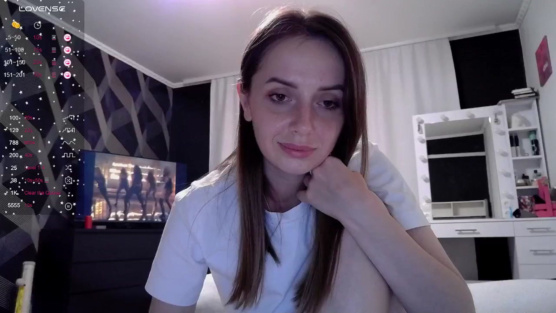 Gallery image thumbnail from Nata_u_friend's myfreecams stream on, 08/31/2024, 21:00 image 19 of 20