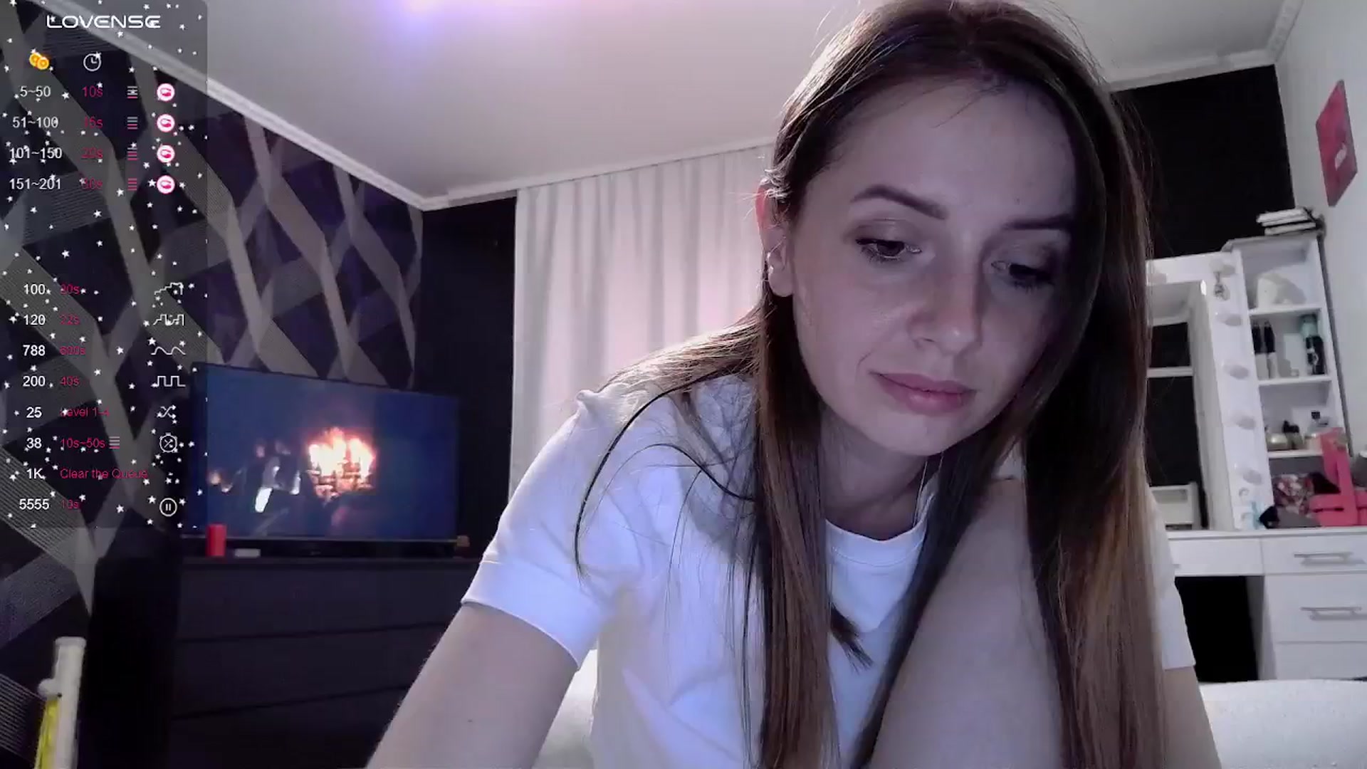 Gallery image thumbnail from Nata_u_friend's myfreecams stream on, 08/31/2024, 21:00 image 13 of 20