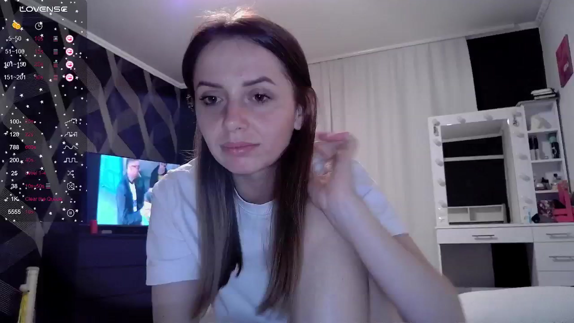 Gallery image thumbnail from Nata_u_friend's myfreecams stream on, 08/31/2024, 21:00 image 4 of 20