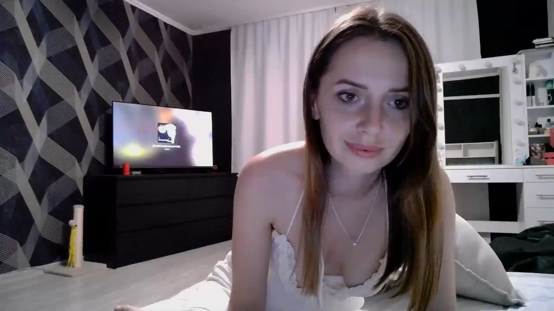 Gallery image thumbnail from Nata_u_friend's myfreecams stream on, 09/01/2024, 17:43 image 16 of 20