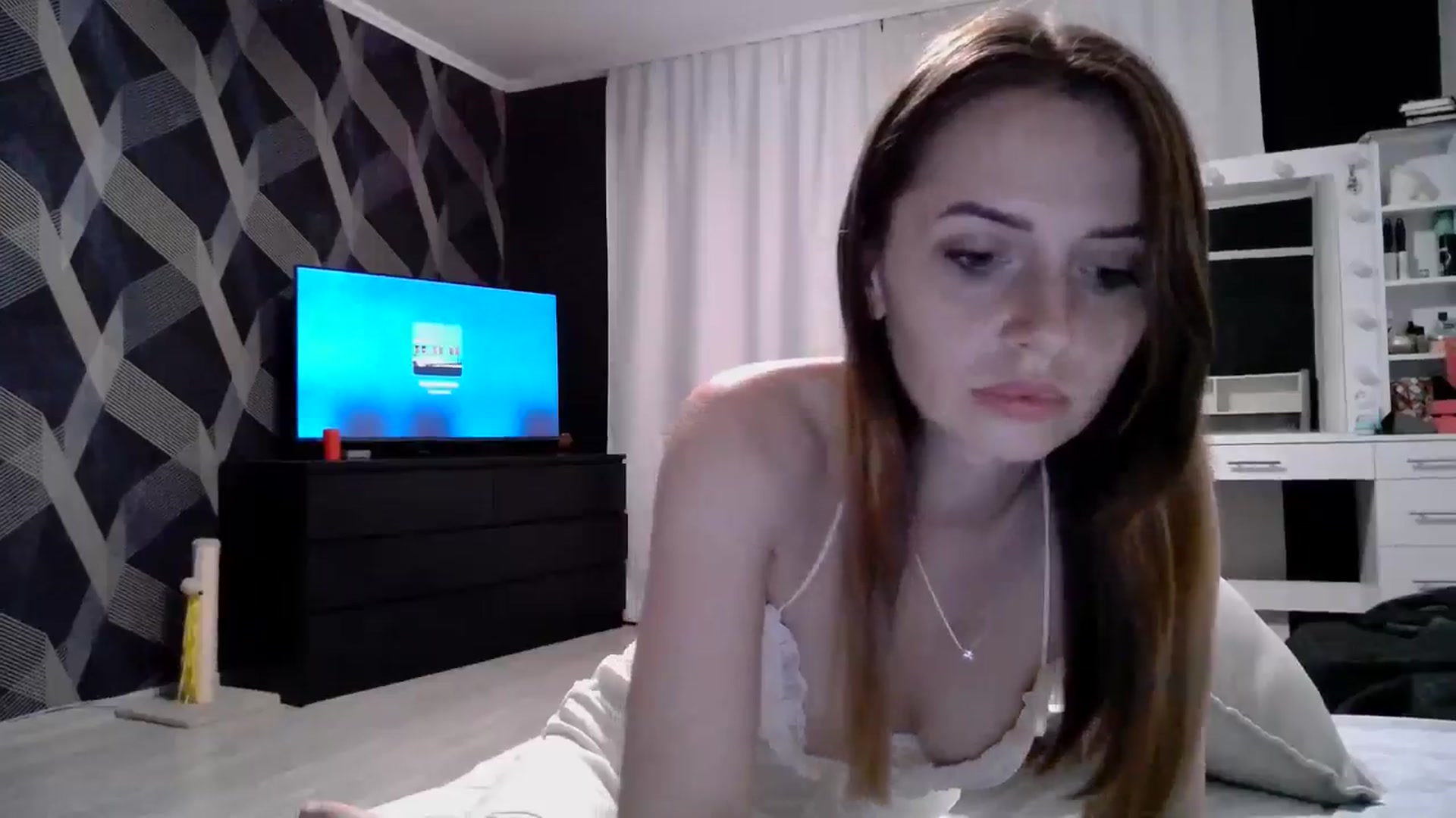 Gallery image thumbnail from Nata_u_friend's myfreecams stream on, 09/01/2024, 17:43 image 15 of 20