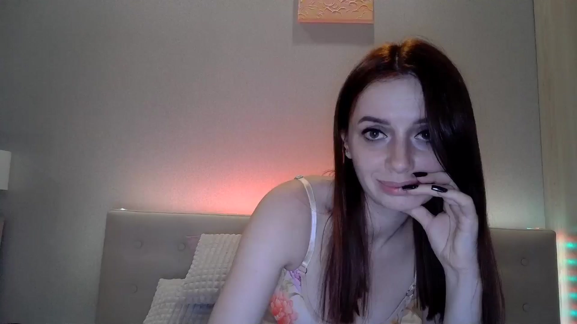 Gallery image thumbnail from Nata_u_friend's myfreecams stream on, 09/09/2024, 24:13 image 9 of 20