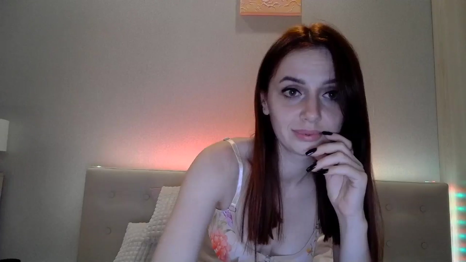 Gallery image thumbnail from Nata_u_friend's myfreecams stream on, 09/09/2024, 24:13 image 4 of 20