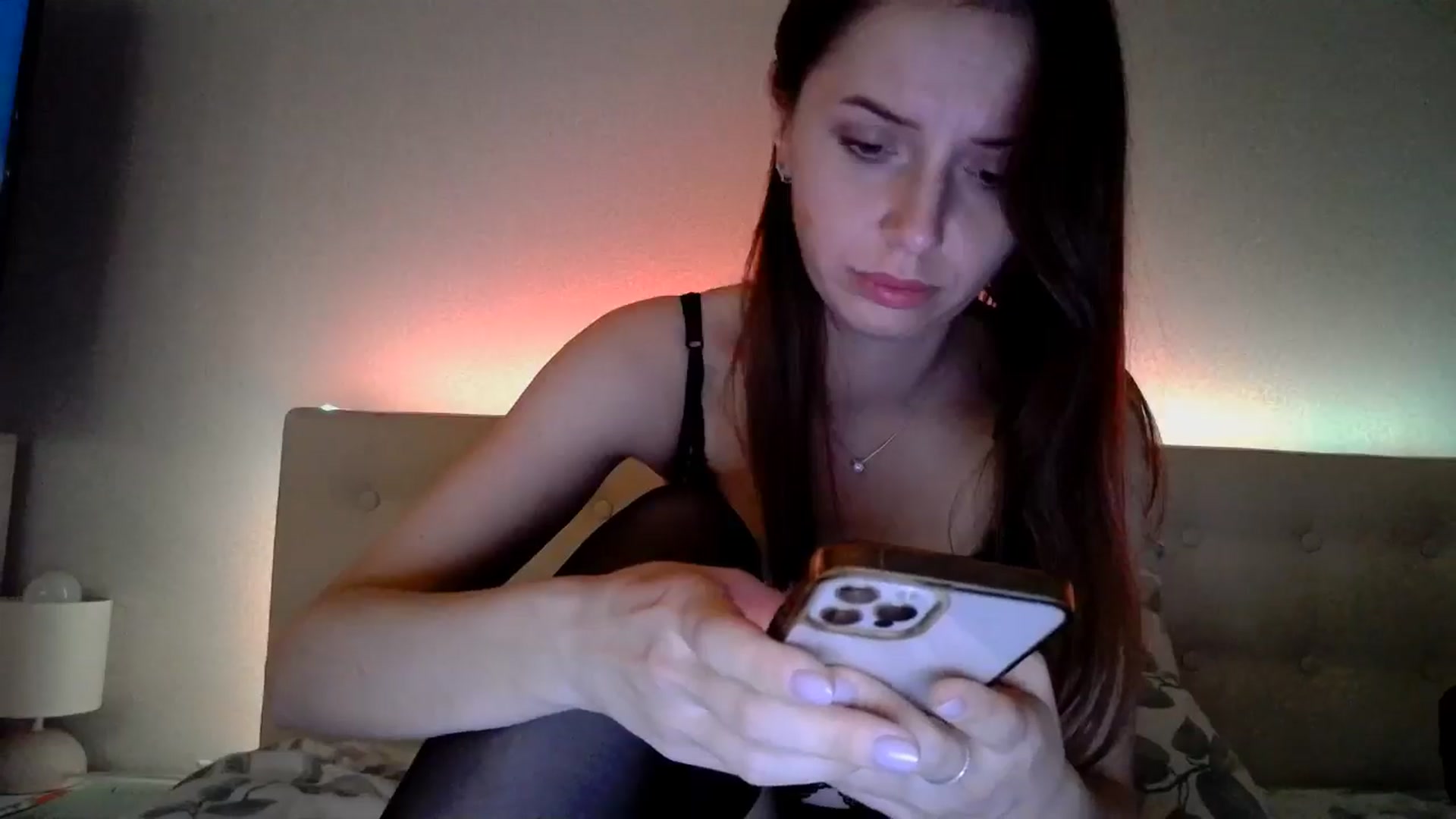Gallery image thumbnail from Nata_u_friend's myfreecams stream on, 10/02/2024, 24:48 image 8 of 20