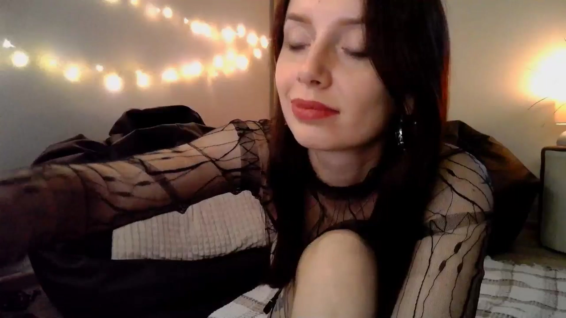 Gallery image thumbnail from Nata_u_friend's myfreecams stream on, 10/05/2024, 21:42 image 4 of 20