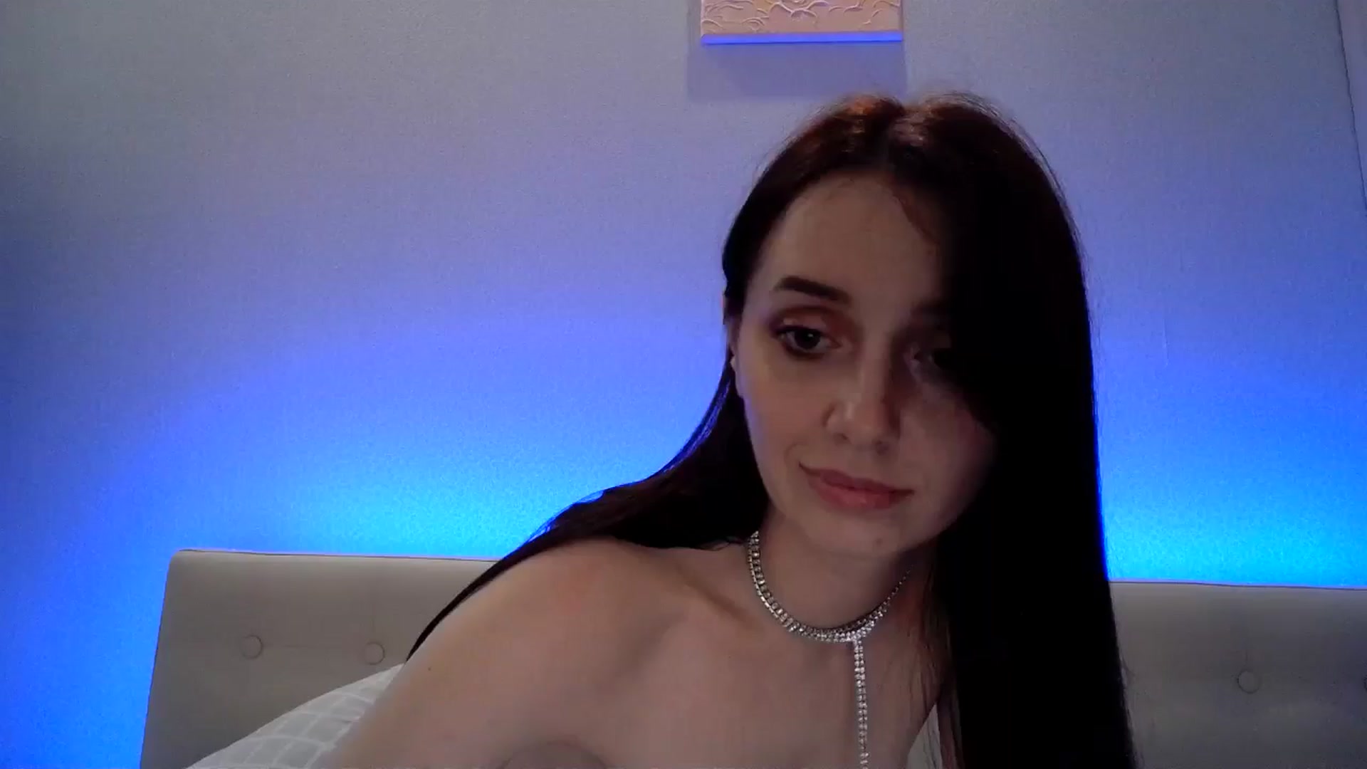 Gallery image thumbnail from Nata_u_friend's myfreecams stream on, 10/17/2024, 20:50 image 18 of 20