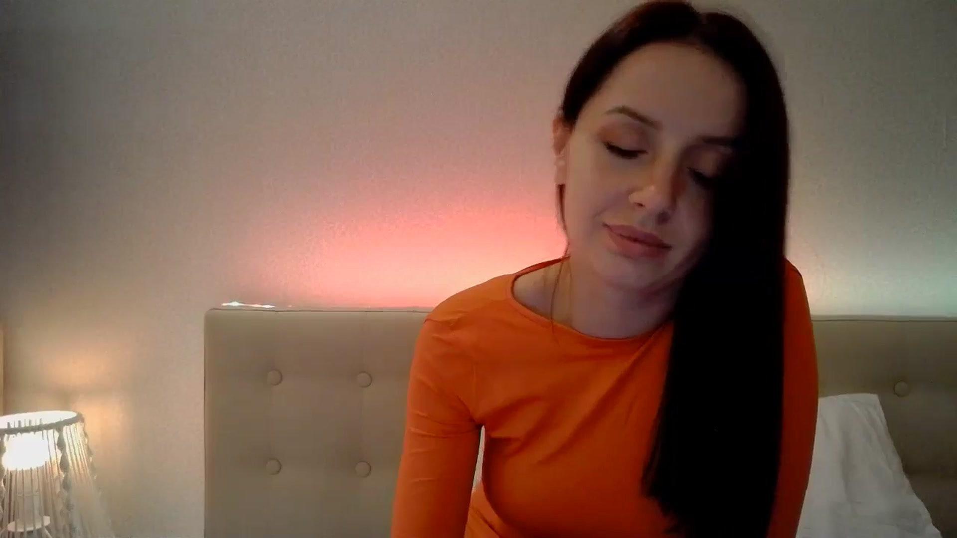 Gallery image thumbnail from Nata_u_friend's myfreecams stream on, 10/25/2024, 24:14 image 12 of 20