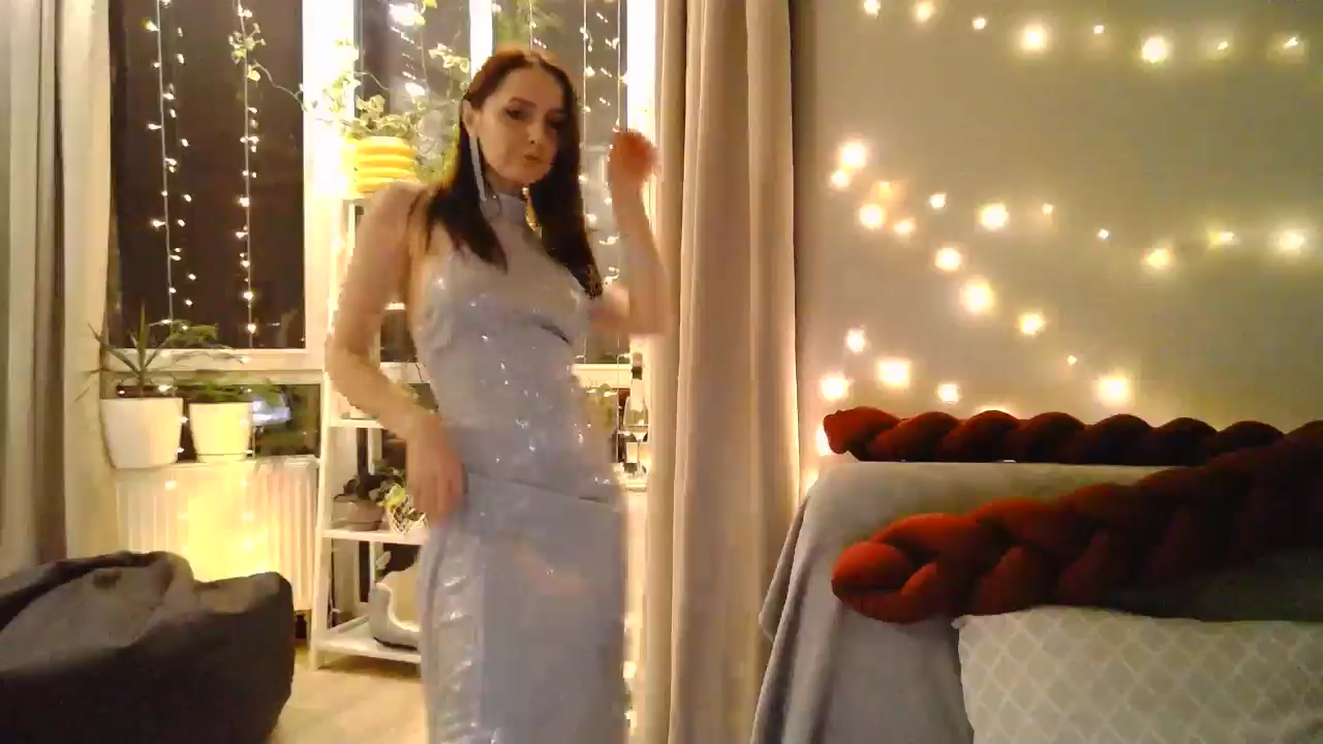 Gallery image thumbnail from Nata_u_friend's myfreecams stream on, 11/18/2024, 20:57 image 15 of 20