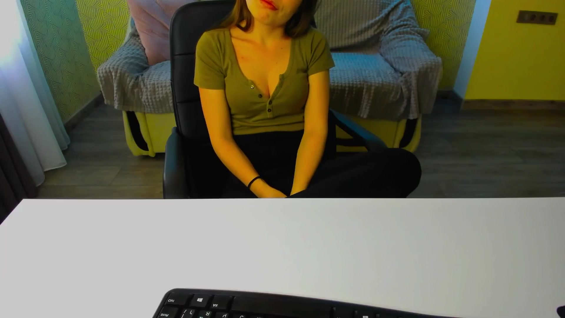 Gallery image thumbnail from NataliDastin's myfreecams stream on, 02/23/2025, 11:48 image 8 of 20