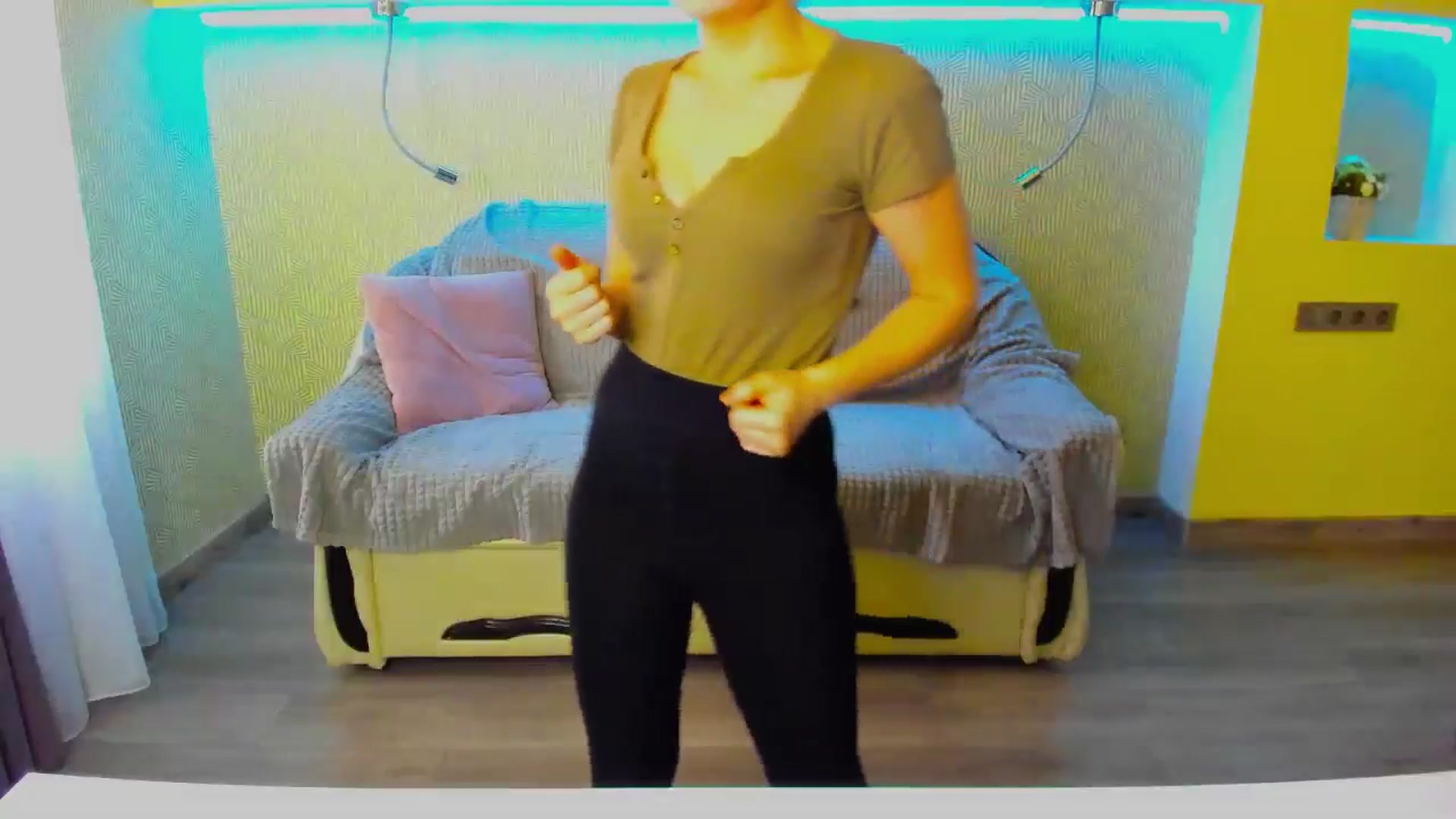 Gallery image thumbnail from NataliDastin's myfreecams stream on, 02/23/2025, 11:48 image 18 of 20