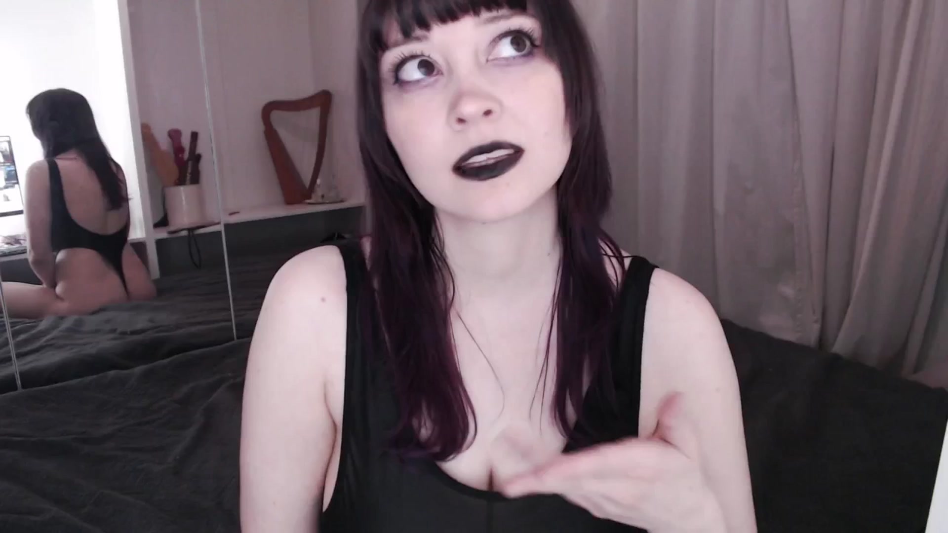 Gallery image thumbnail from NataliaGrey's myfreecams stream on, 04/01/2026, 03:25 image 3 of 20