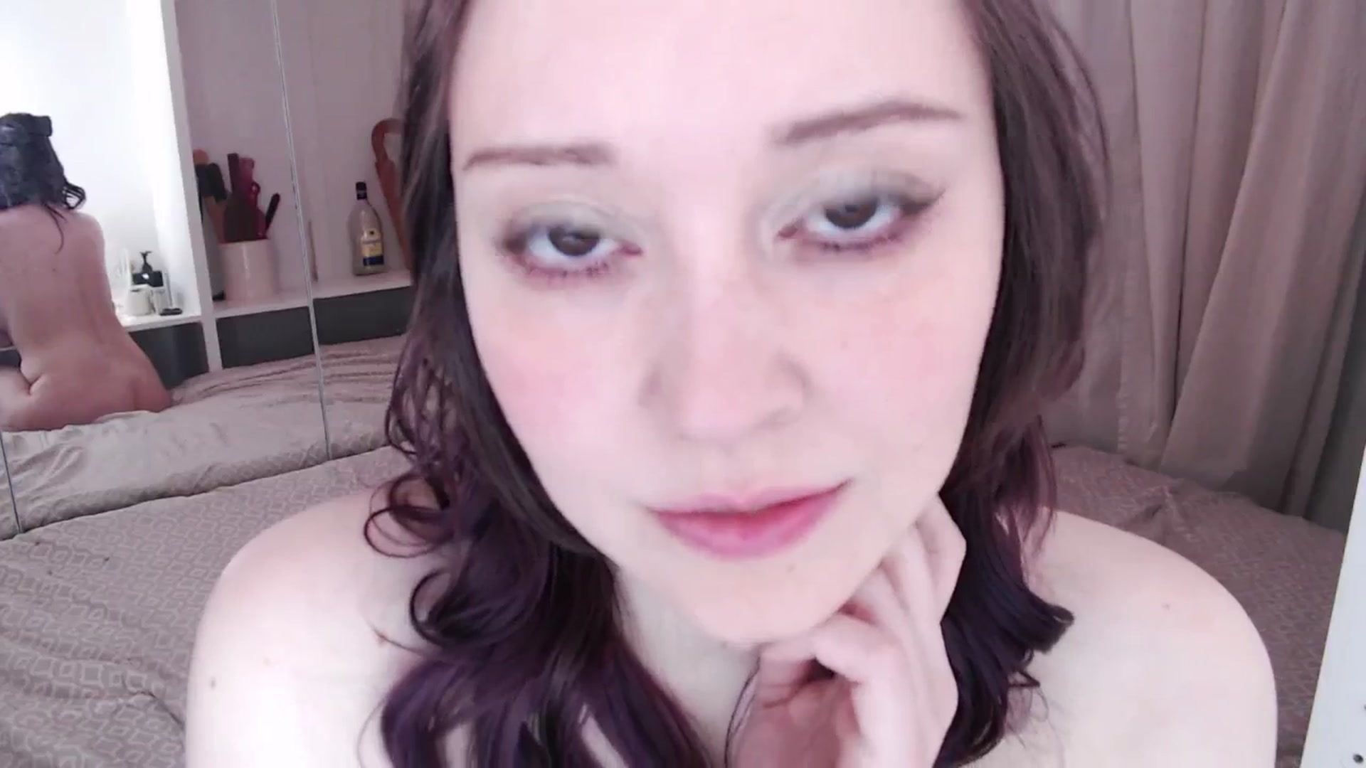 Gallery image thumbnail from NataliaGrey's myfreecams stream on, 04/09/2026, 24:04 image 17 of 20