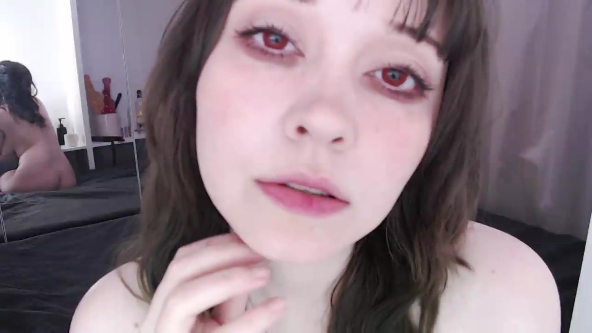 Gallery image thumbnail from NataliaGrey's myfreecams stream on, 05/13/2026, 22:22 image 18 of 20