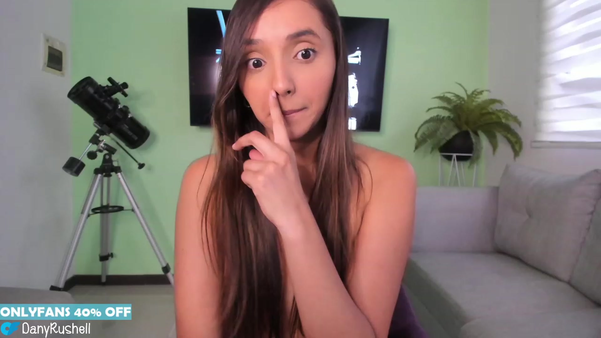 Gallery image thumbnail from NataliaMFC_'s myfreecams stream on, 01/17/2023, 22:14 image 20 of 20