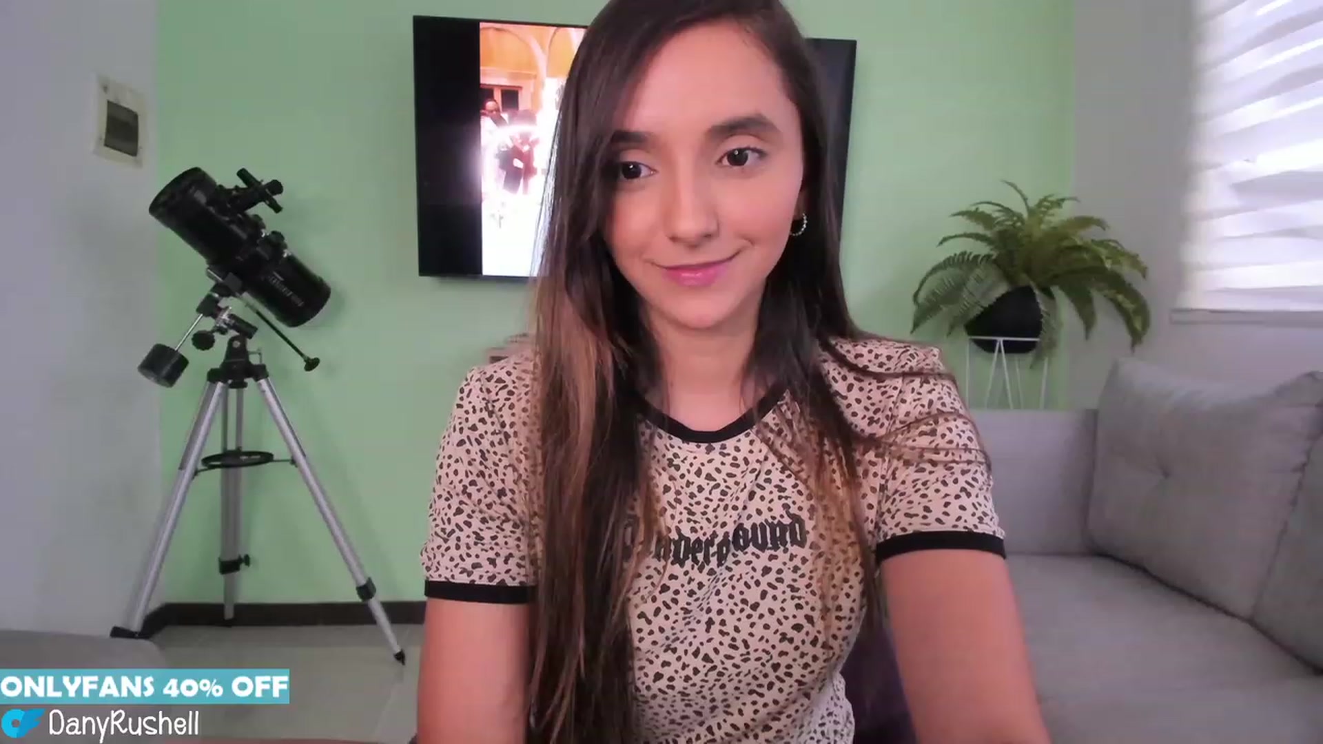 Gallery image thumbnail from NataliaMFC_'s myfreecams stream on, 01/17/2023, 22:14 image 19 of 20