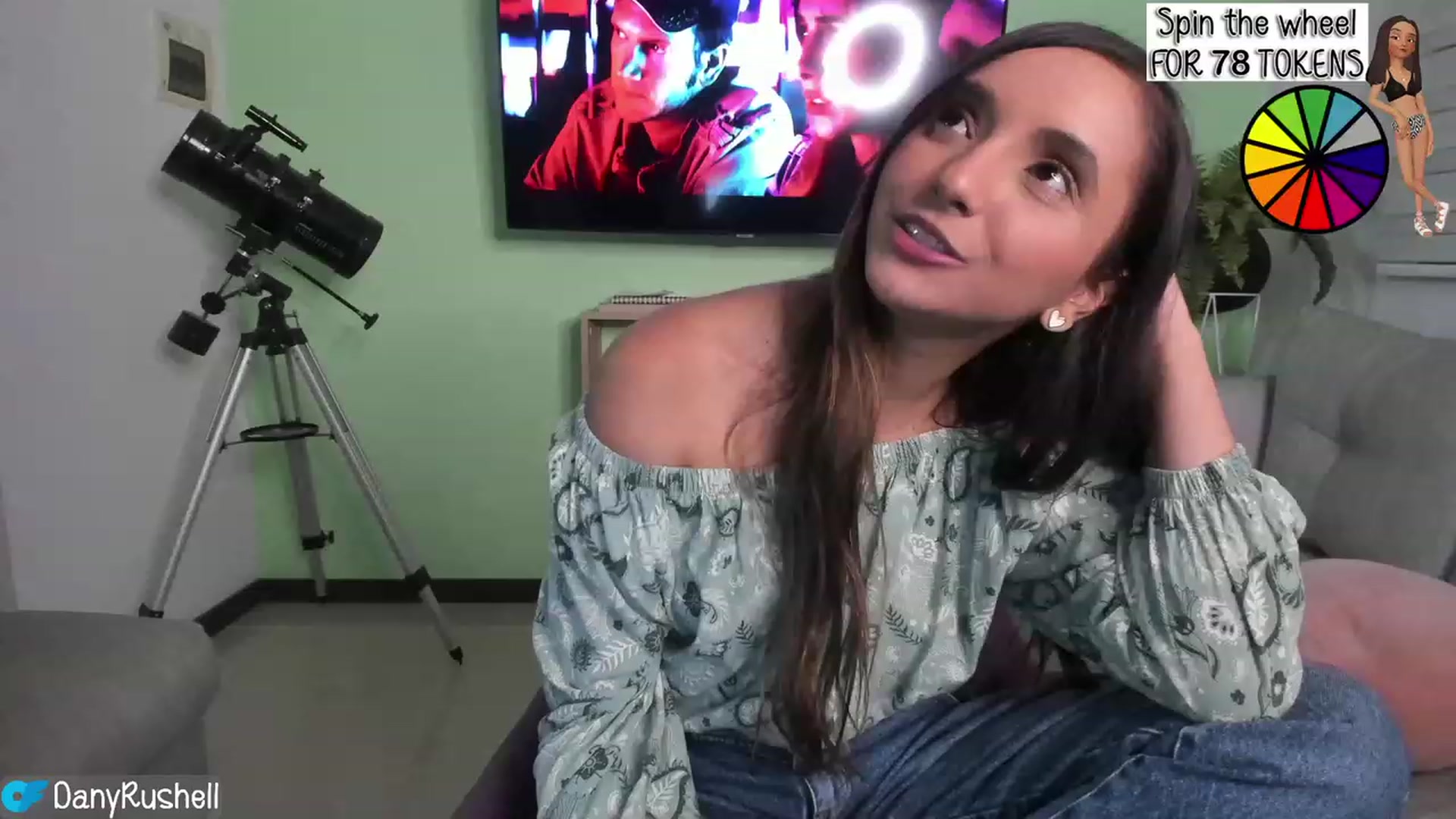 Gallery image thumbnail from NataliaMFC_'s myfreecams stream on, 02/28/2023, 04:34 image 1 of 20