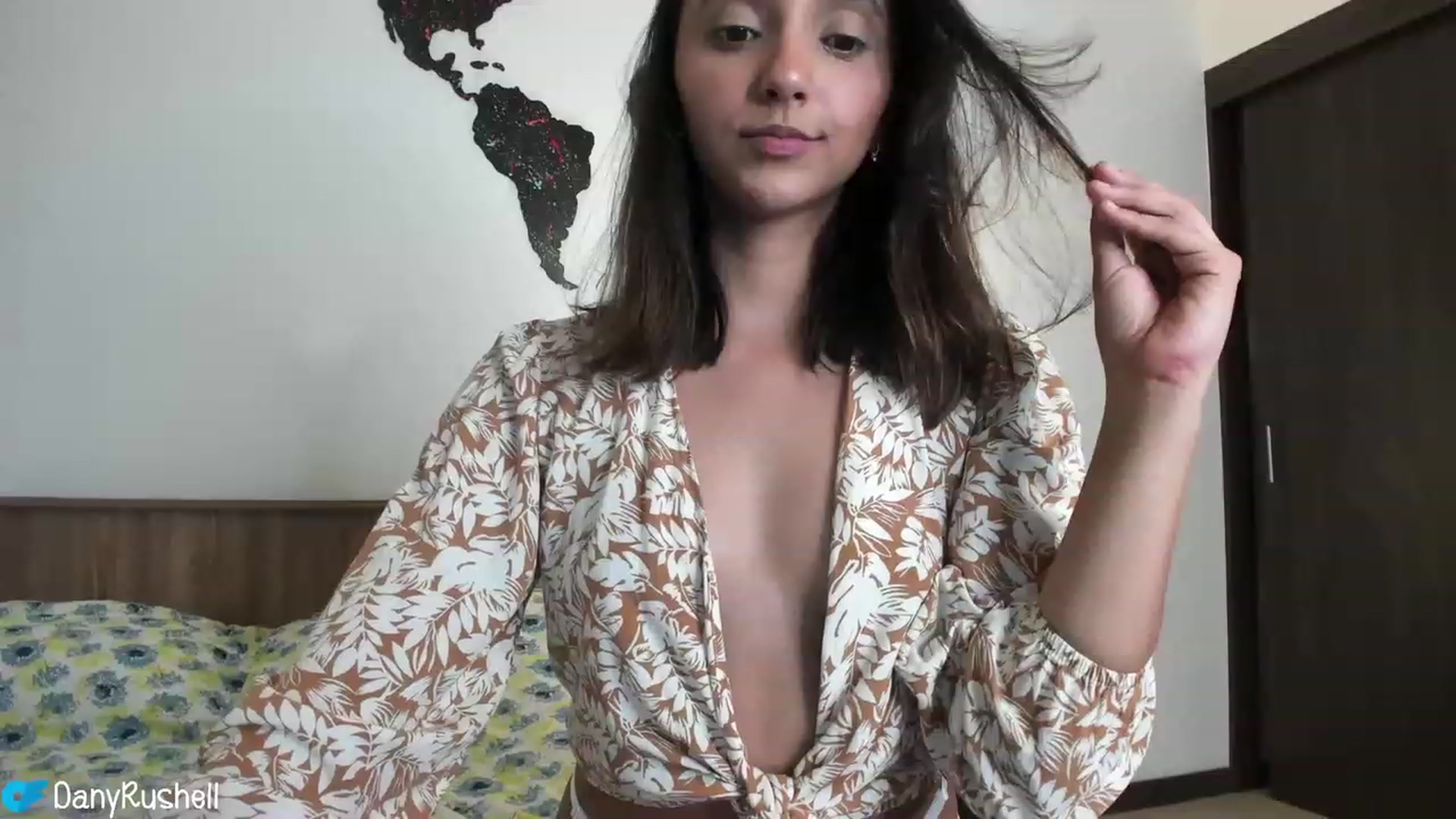 Gallery image thumbnail from NataliaMFC_'s myfreecams stream on, 03/07/2023, 05:40 image 15 of 20
