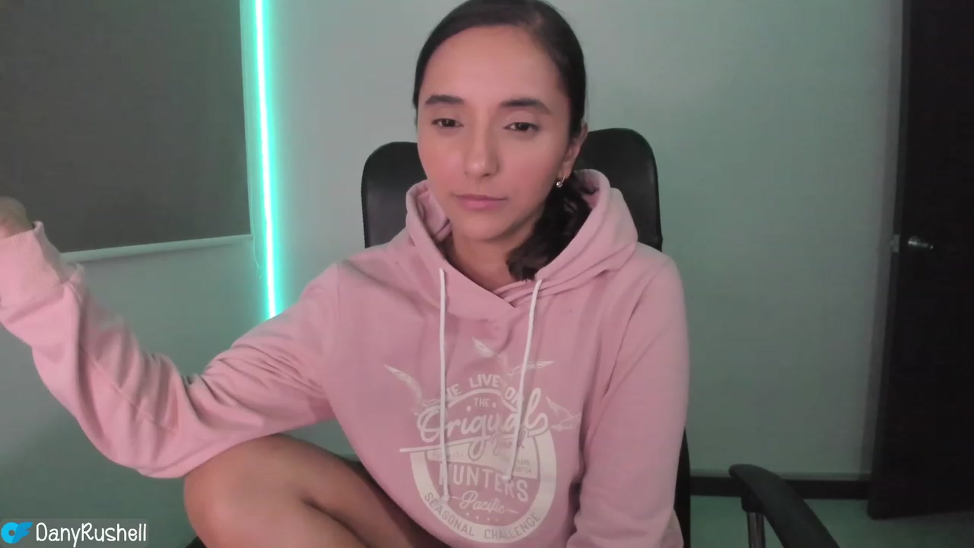 Gallery image thumbnail from NataliaMFC_'s myfreecams stream on, 03/14/2023, 05:34 image 10 of 20