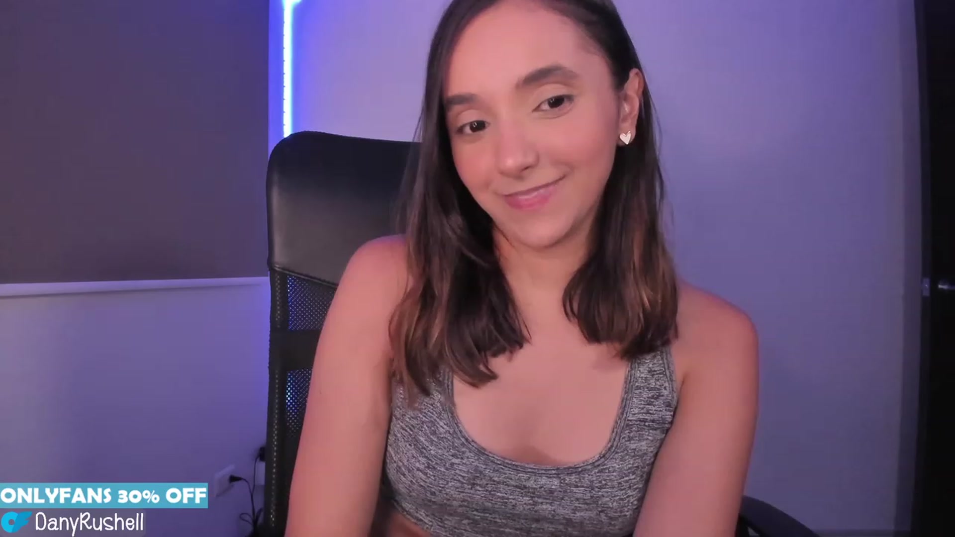 Gallery image thumbnail from NataliaMFC_'s myfreecams stream on, 03/21/2023, 06:15 image 9 of 20