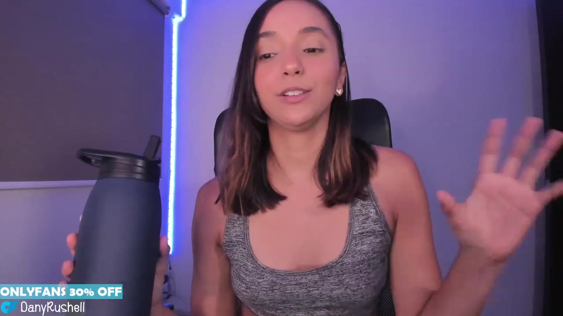 Gallery image thumbnail from NataliaMFC_'s myfreecams stream on, 03/21/2023, 06:15 image 15 of 20