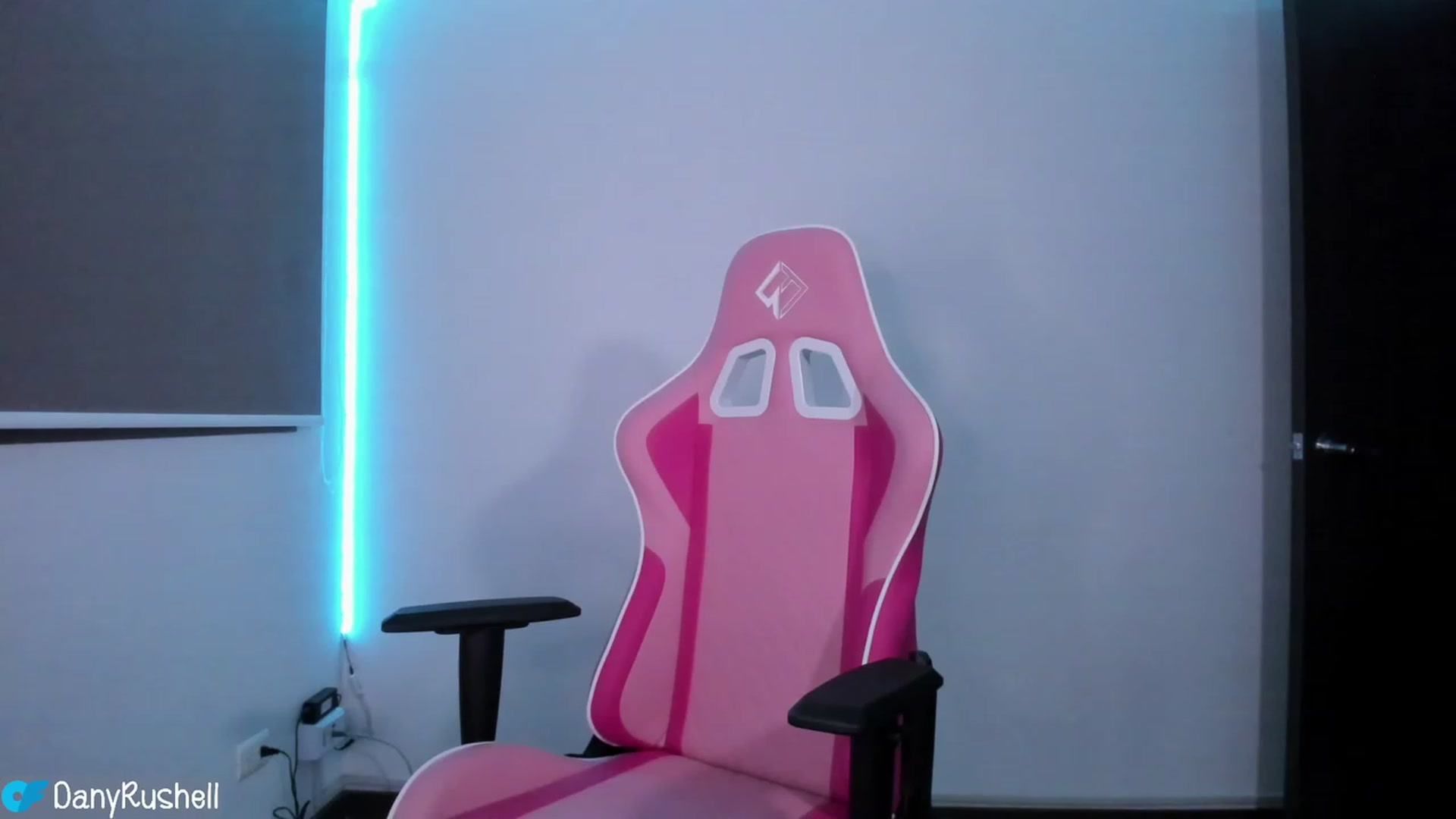 Gallery image thumbnail from NataliaMFC_'s myfreecams stream on, 04/13/2023, 04:06 image 20 of 20