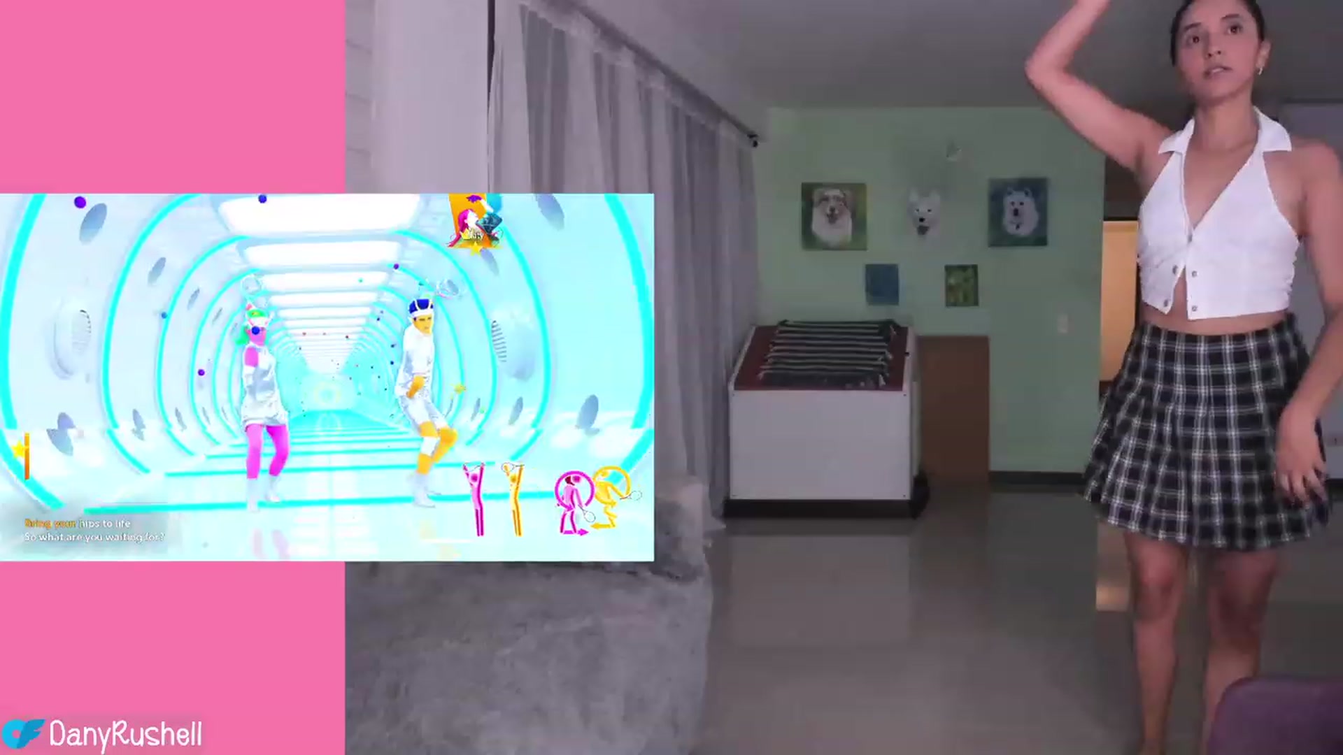 Gallery image thumbnail from NataliaMFC_'s myfreecams stream on, 05/02/2023, 06:23 image 12 of 20