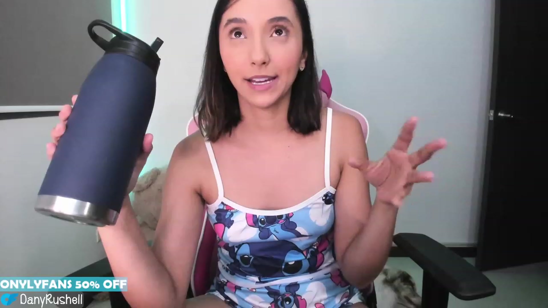 Gallery image thumbnail from NataliaMFC_'s myfreecams stream on, 05/12/2023, 05:37 image 16 of 20