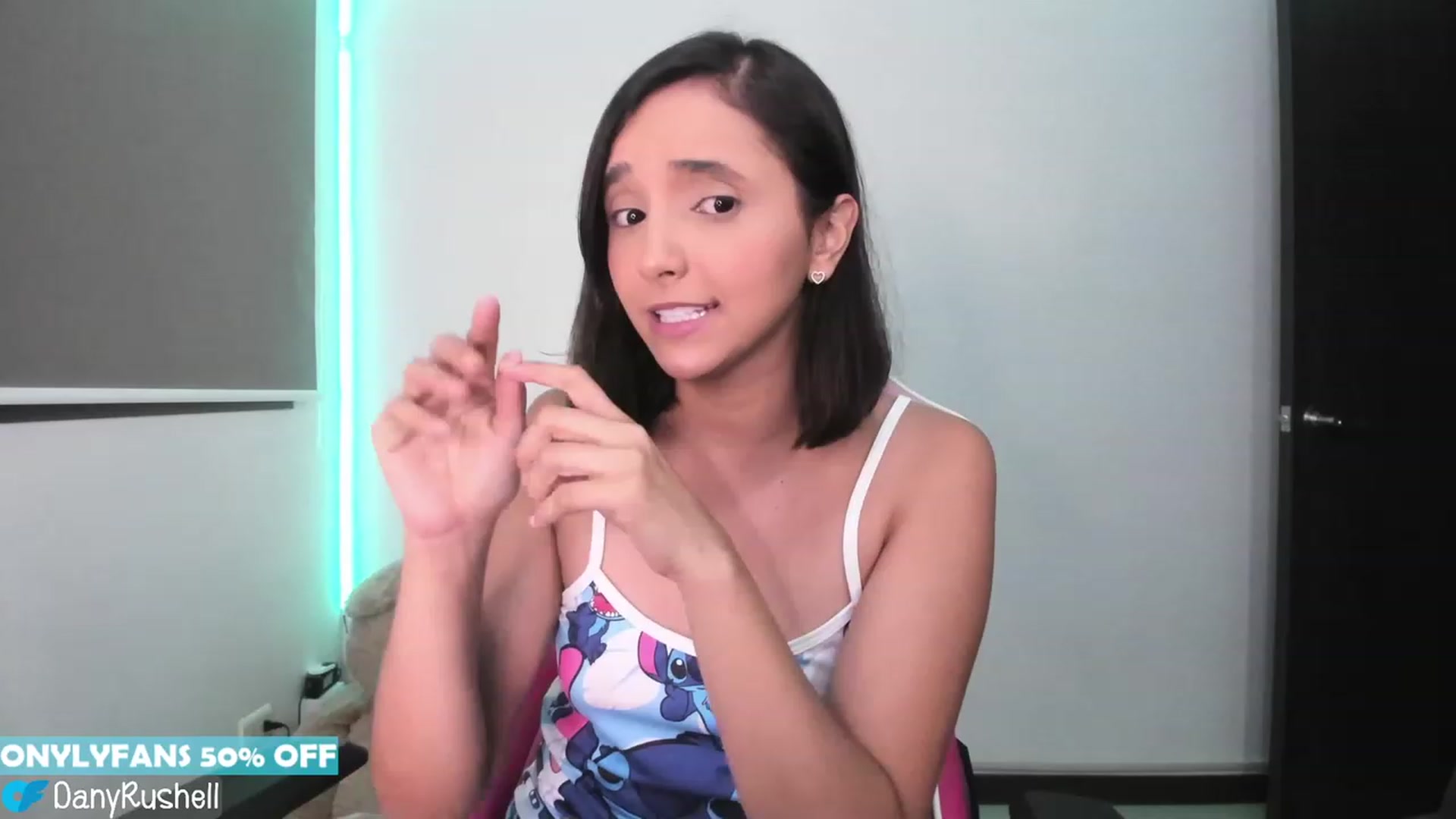 Gallery image thumbnail from NataliaMFC_'s myfreecams stream on, 05/12/2023, 06:18 image 4 of 20