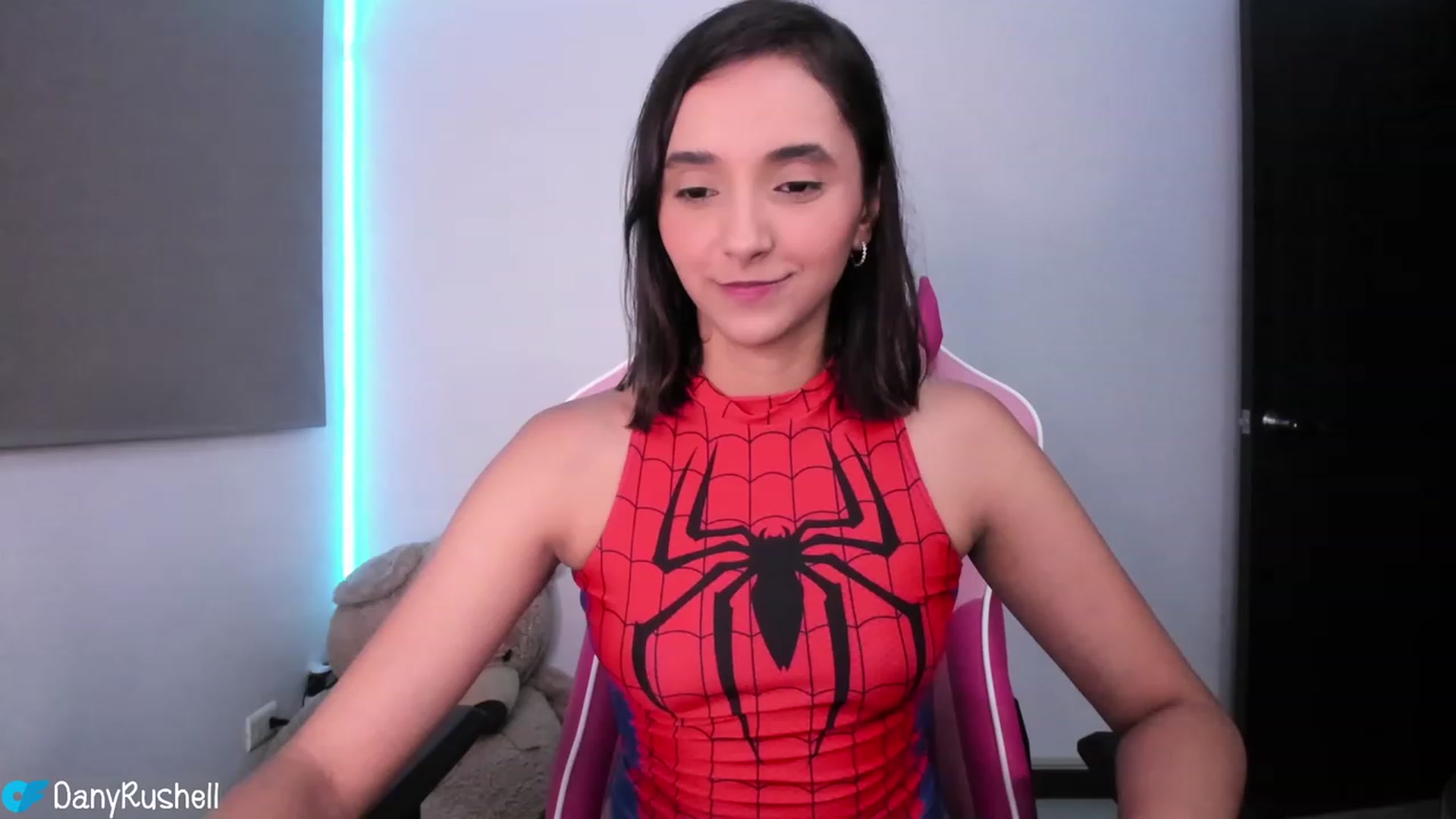 Gallery image thumbnail from NataliaMFC_'s myfreecams stream on, 05/24/2023, 24:32 image 1 of 20