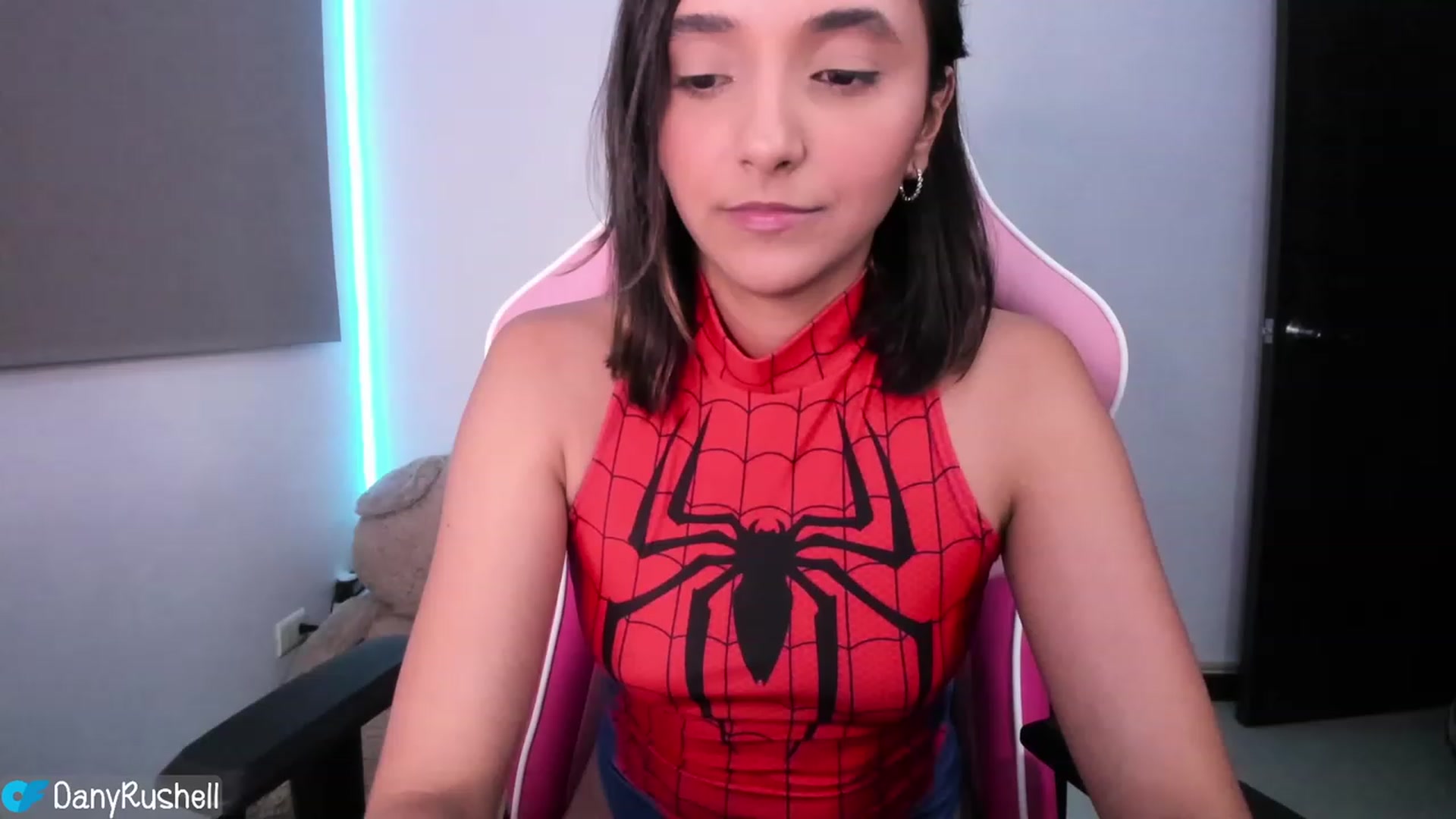 Gallery image thumbnail from NataliaMFC_'s myfreecams stream on, 05/24/2023, 01:20 image 12 of 20