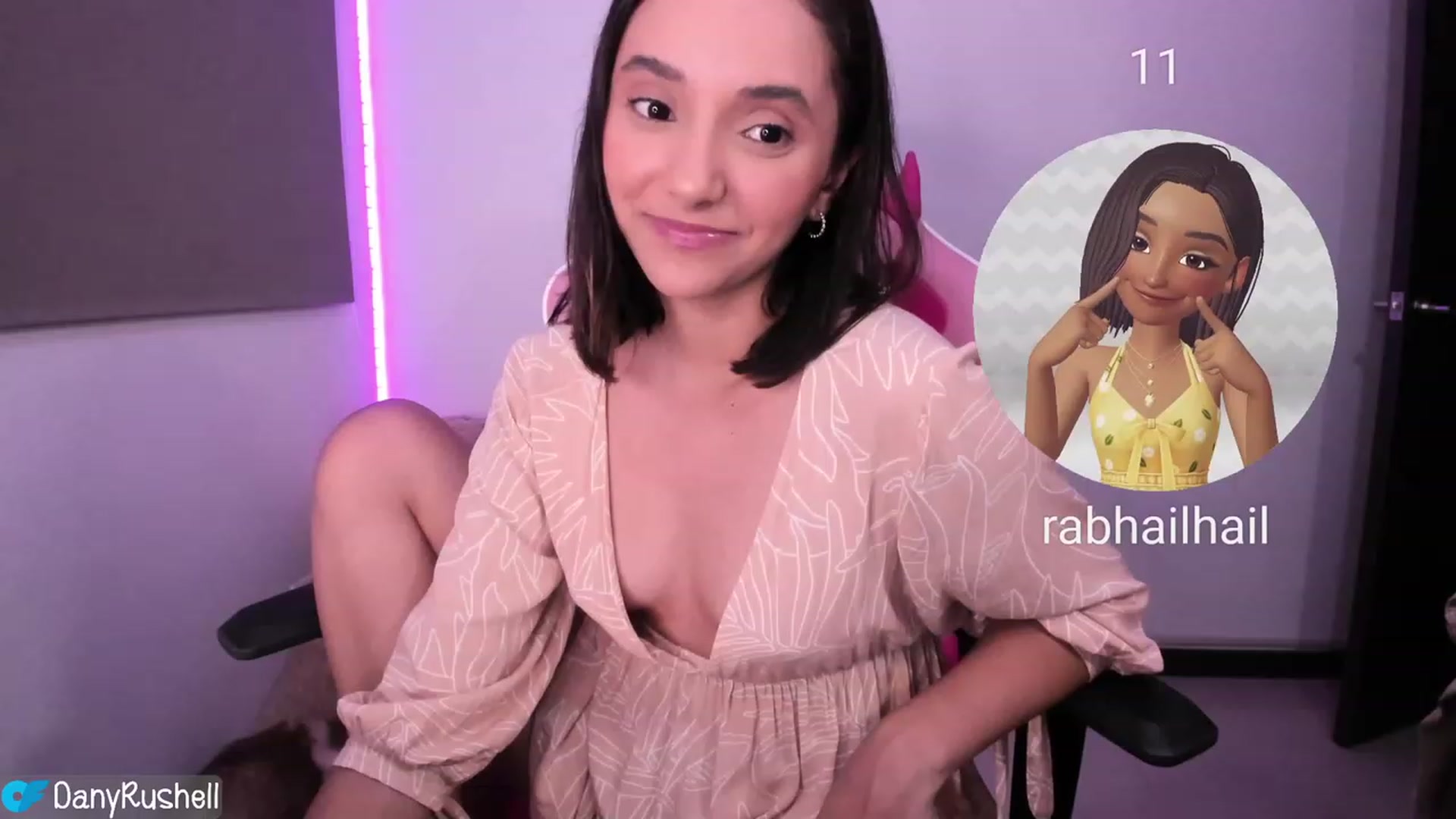 Gallery image thumbnail from NataliaMFC_'s myfreecams stream on, 05/28/2023, 05:15 image 10 of 20