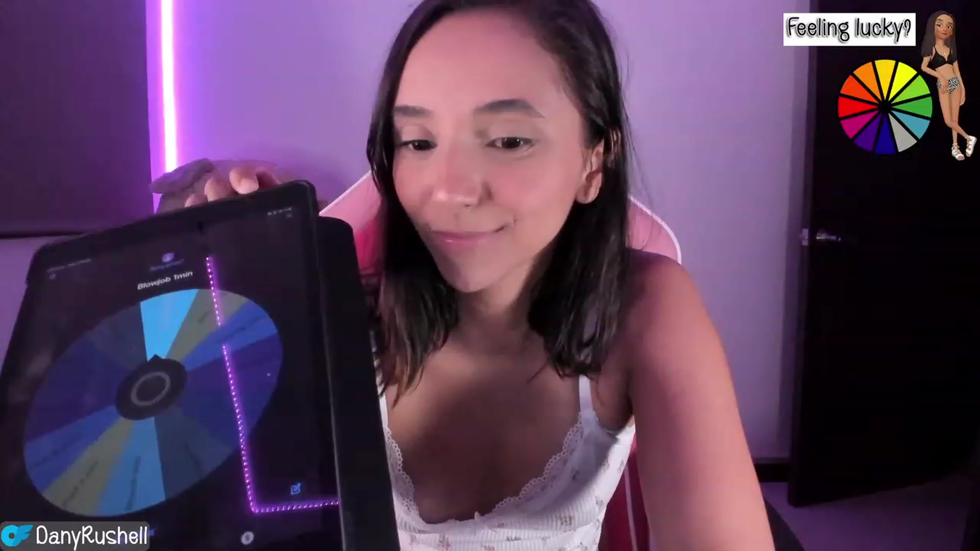 Gallery image thumbnail from NataliaMFC_'s myfreecams stream on, 07/18/2023, 04:08 image 19 of 20