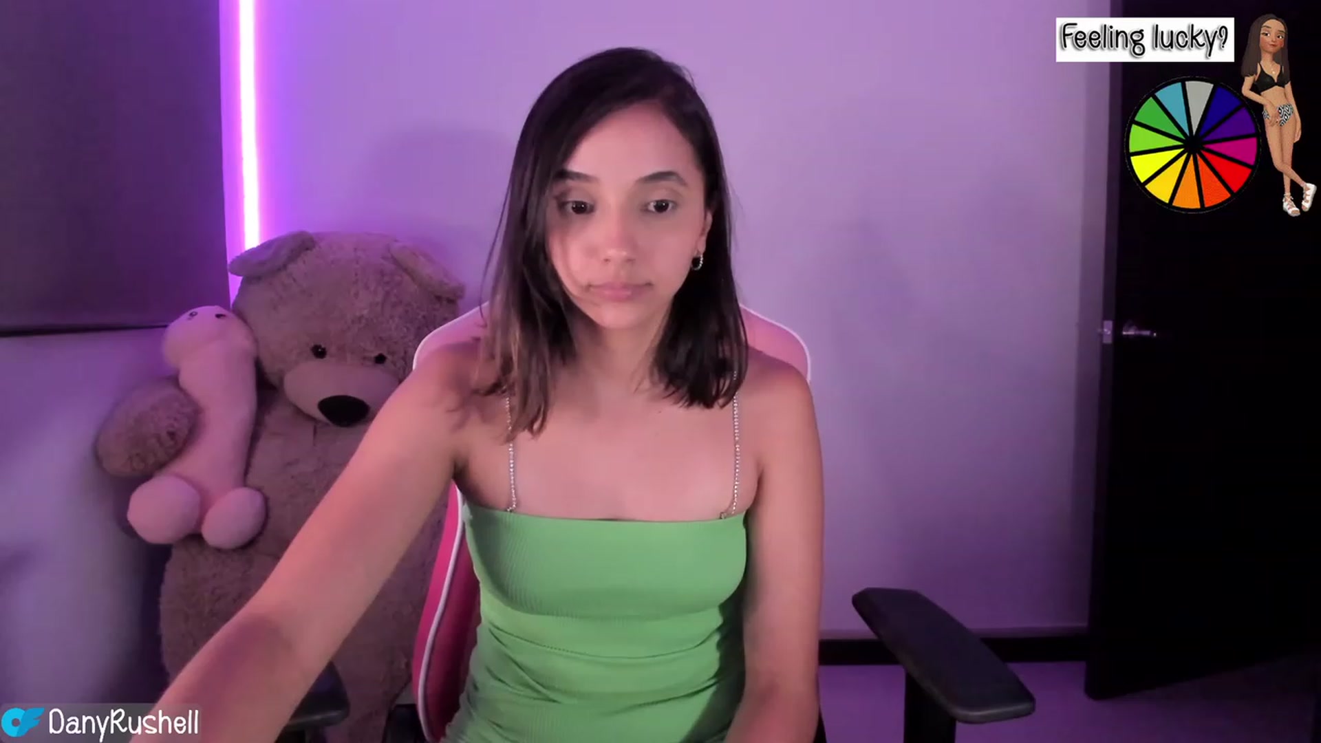 Gallery image thumbnail from NataliaMFC_'s myfreecams stream on, 07/19/2023, 06:10 image 18 of 20