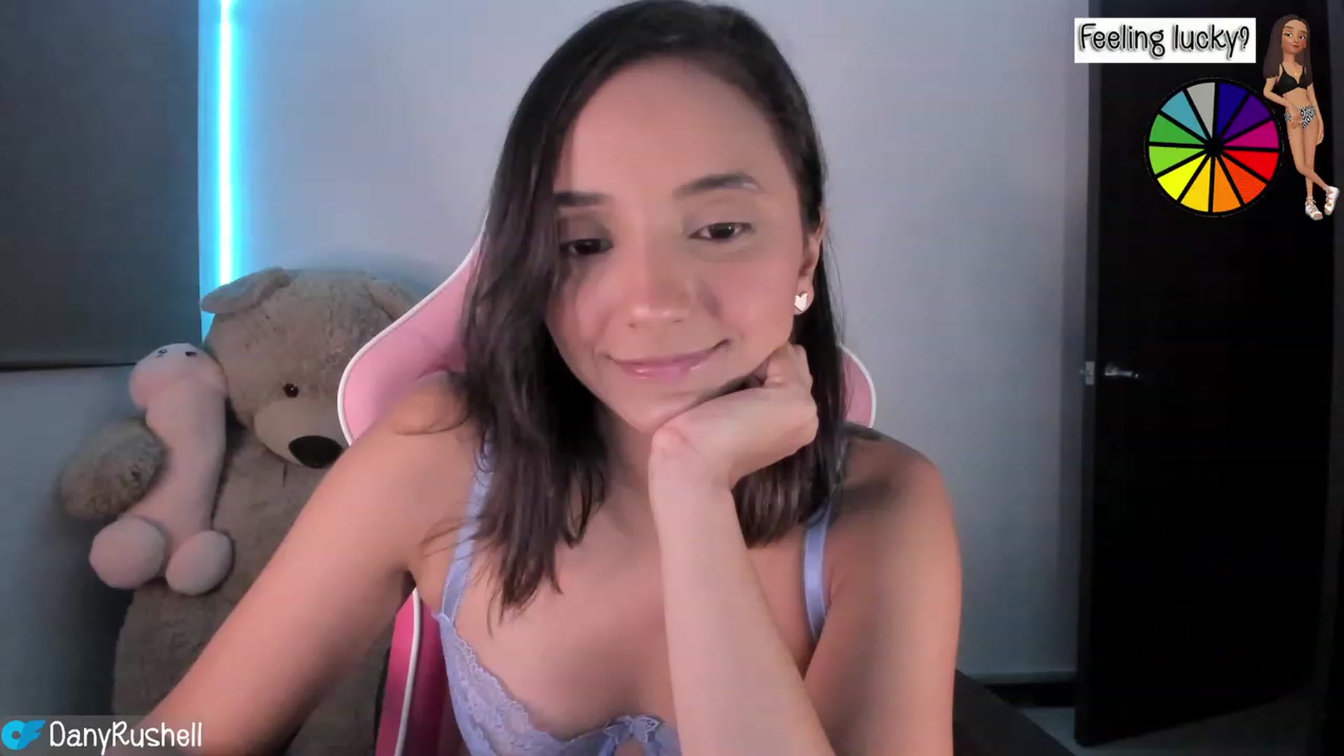 Gallery image thumbnail from NataliaMFC_'s myfreecams stream on, 07/20/2023, 04:27 image 18 of 20