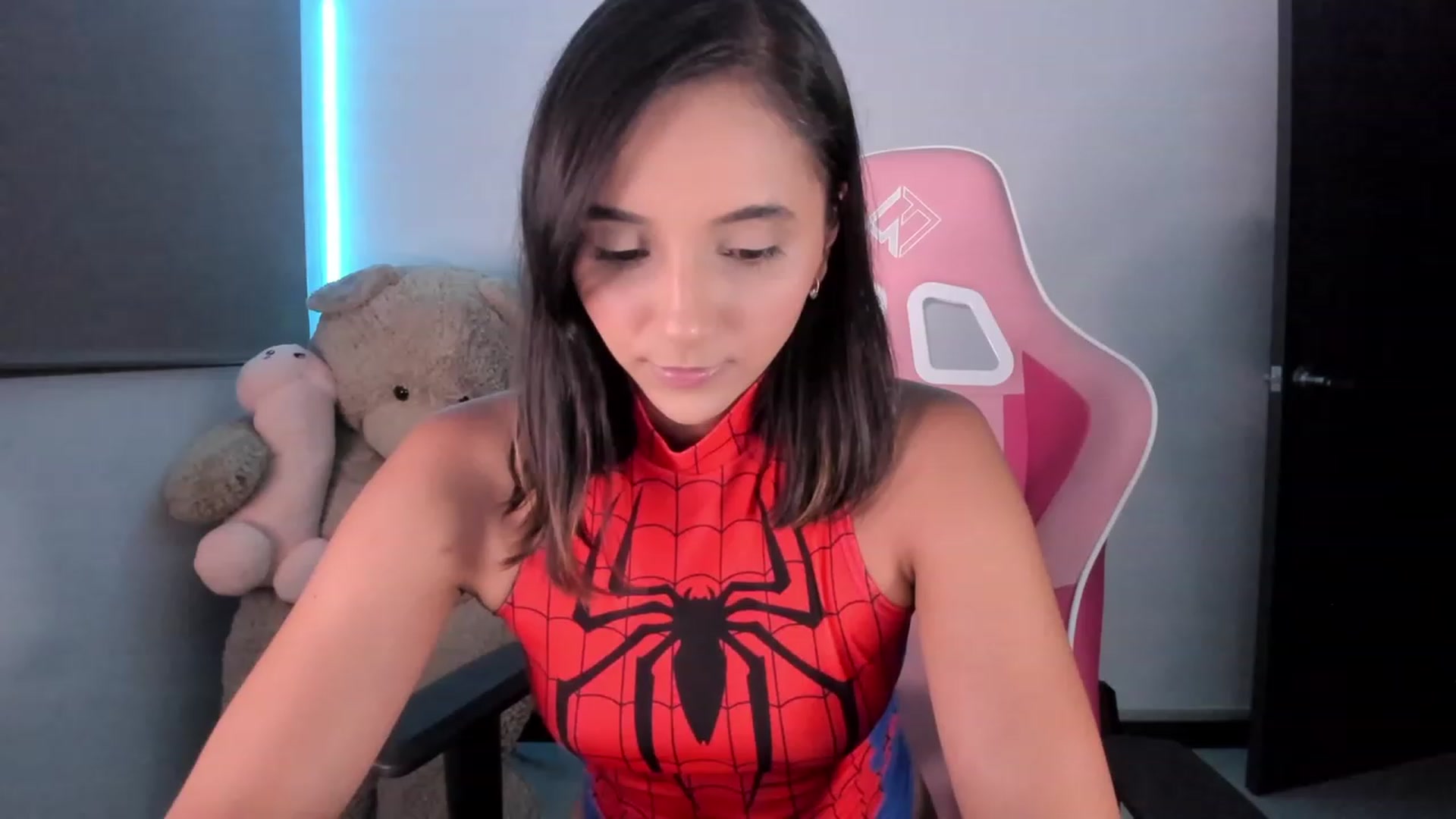 Gallery image thumbnail from NataliaMFC_'s myfreecams stream on, 08/09/2023, 03:53 image 2 of 20