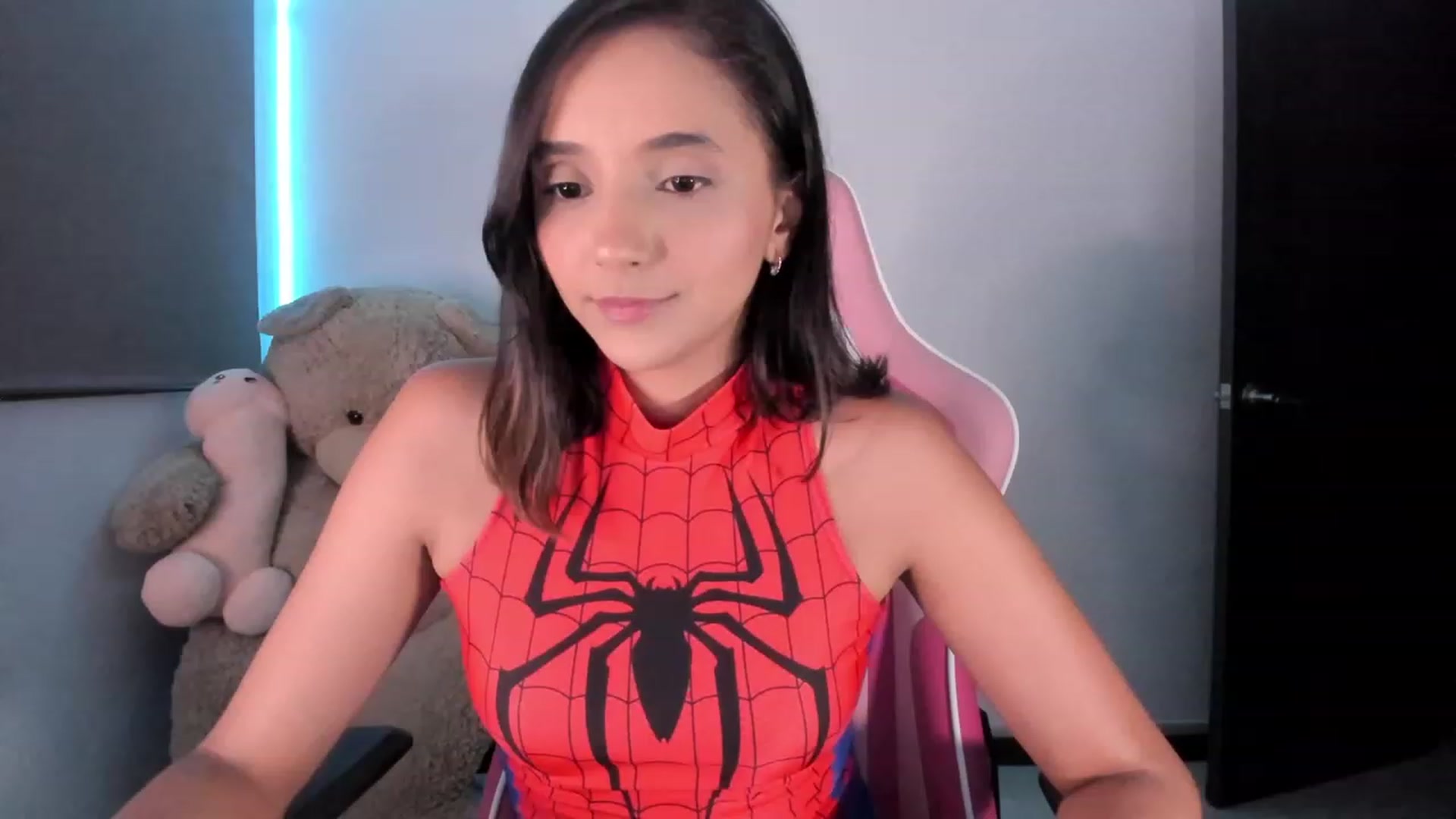 Gallery image thumbnail from NataliaMFC_'s myfreecams stream on, 08/09/2023, 03:53 image 16 of 20