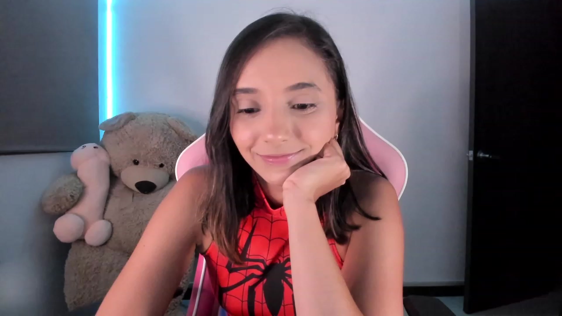 Gallery image thumbnail from NataliaMFC_'s myfreecams stream on, 08/09/2023, 04:51 image 3 of 20