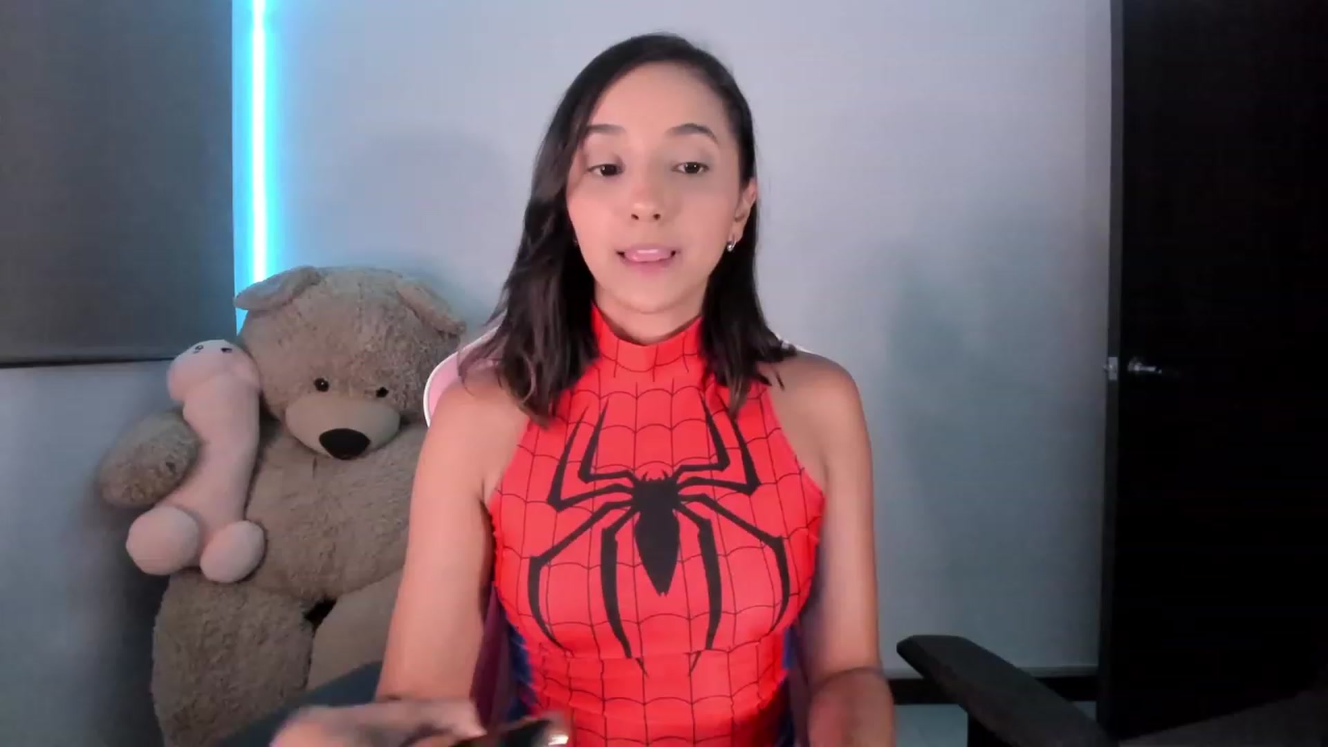 Gallery image thumbnail from NataliaMFC_'s myfreecams stream on, 08/09/2023, 04:51 image 7 of 20