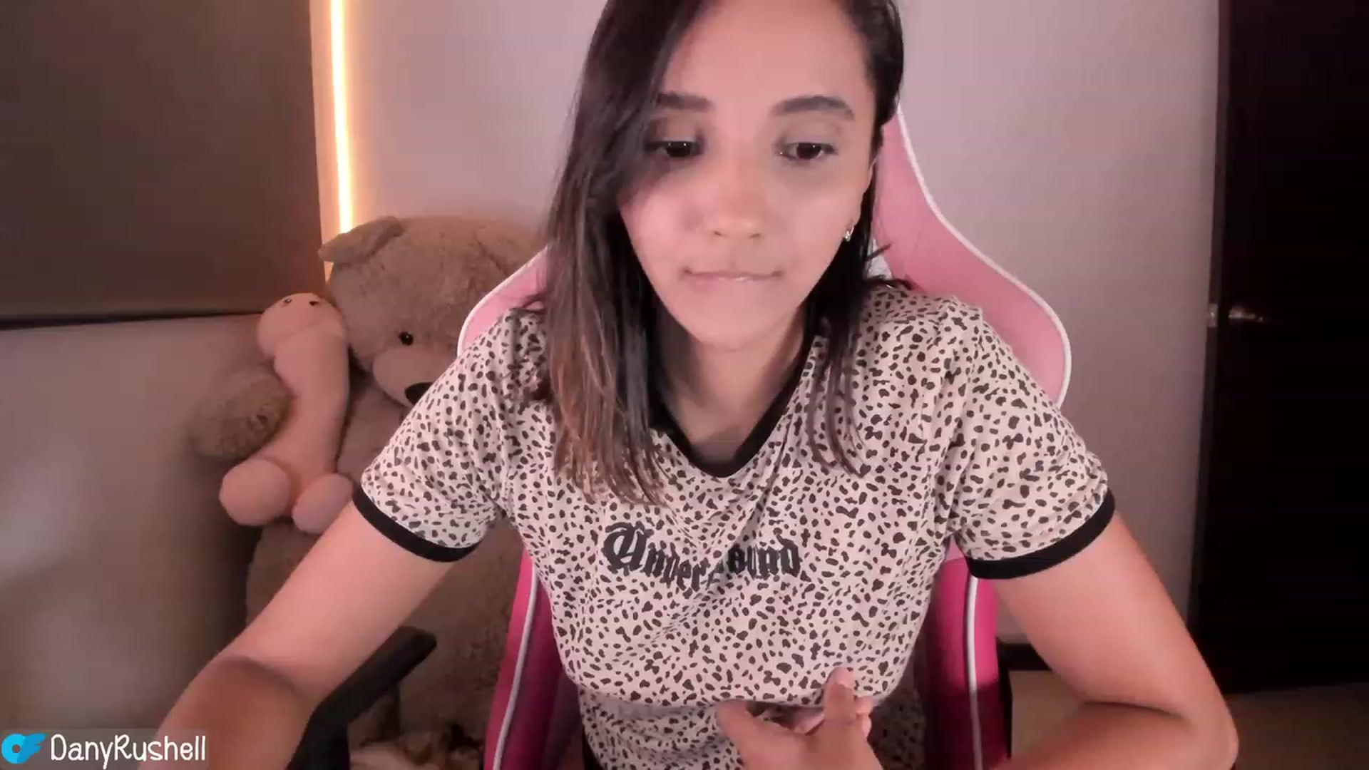 Gallery image thumbnail from NataliaMFC_'s myfreecams stream on, 08/10/2023, 05:05 image 20 of 20