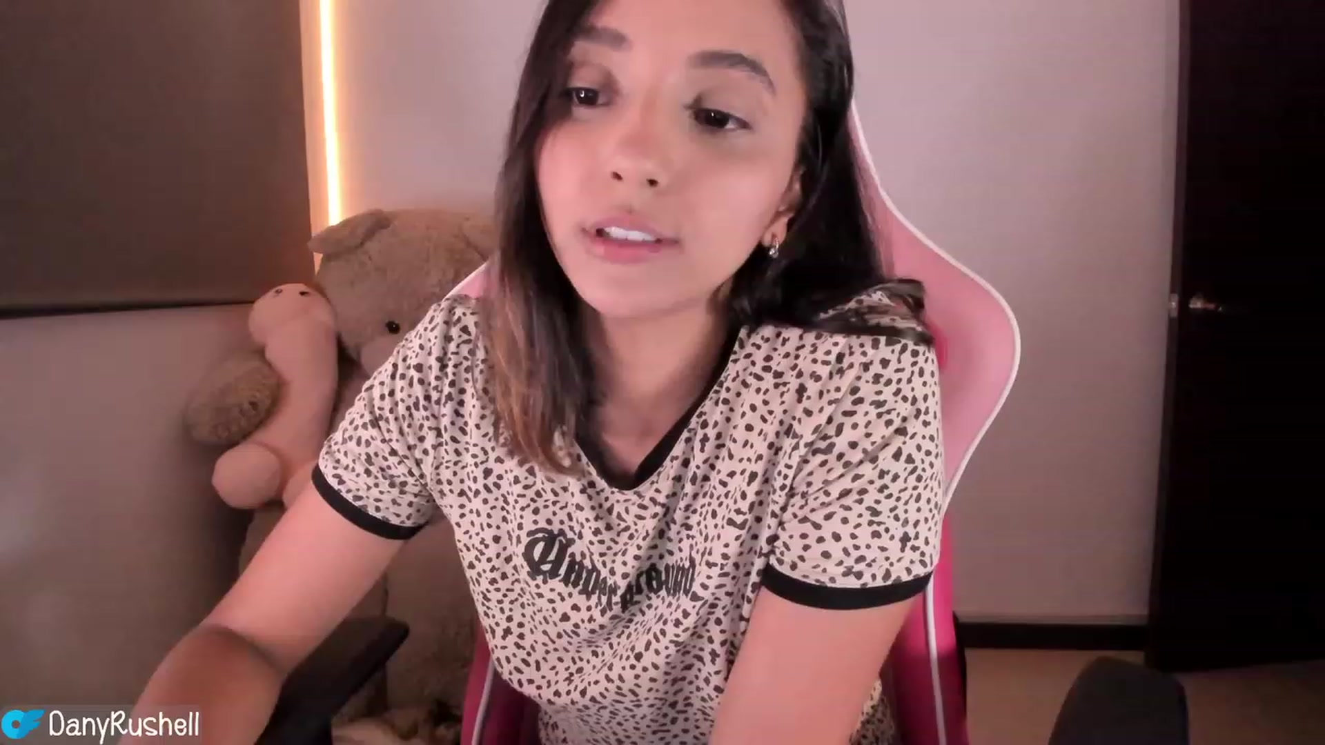 Gallery image thumbnail from NataliaMFC_'s myfreecams stream on, 08/10/2023, 05:05 image 19 of 20