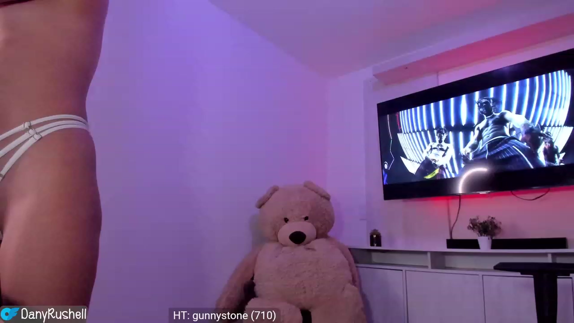 Gallery image thumbnail from NataliaMFC_'s myfreecams stream on, 01/15/2024, 07:09 image 5 of 20