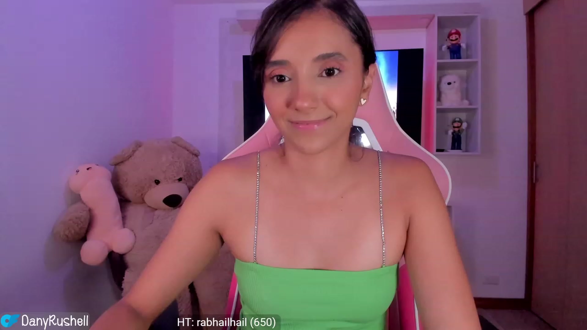 Gallery image thumbnail from NataliaMFC_'s myfreecams stream on, 01/26/2024, 06:01 image 13 of 20