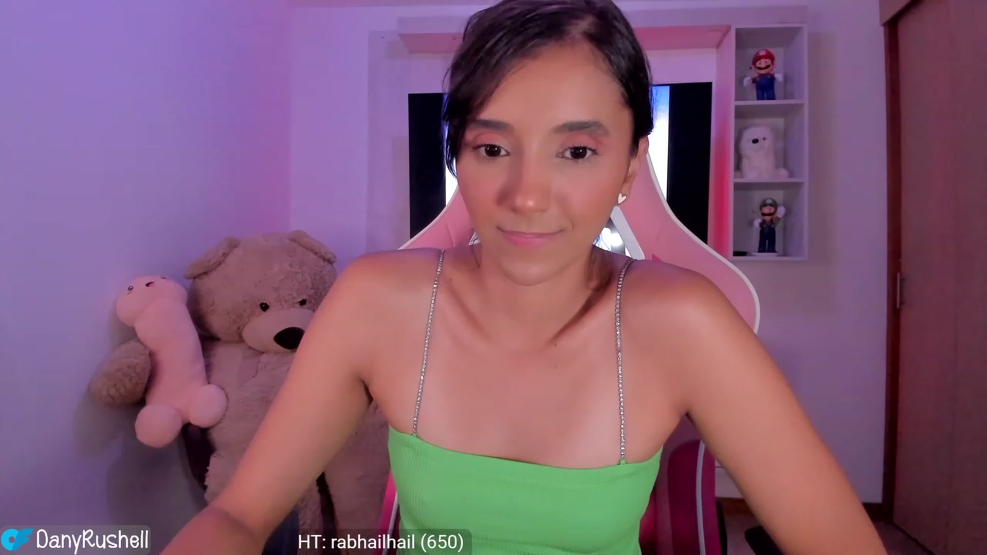 Gallery image thumbnail from NataliaMFC_'s myfreecams stream on, 01/26/2024, 06:01 image 12 of 20