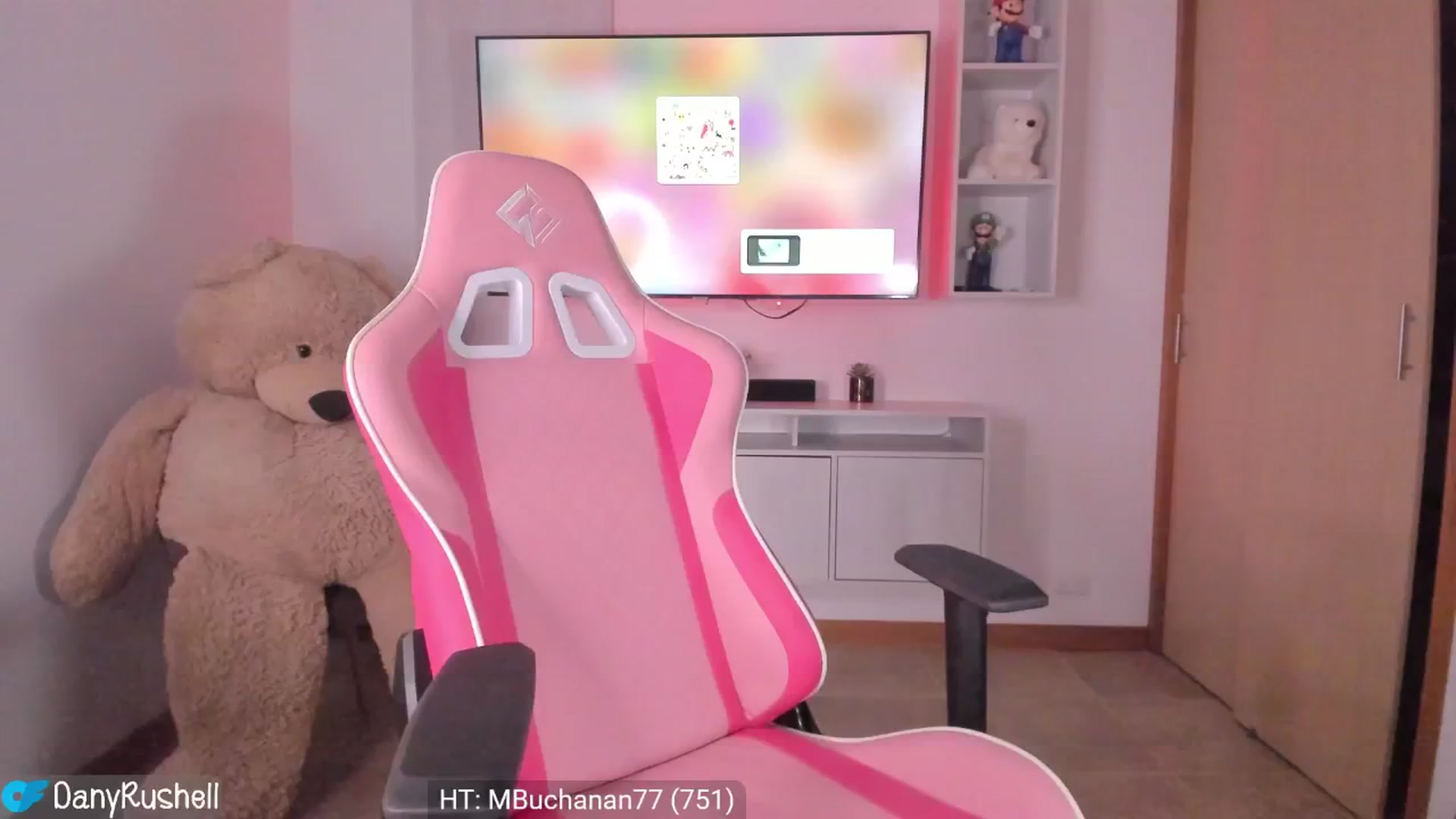 Gallery image thumbnail from NataliaMFC_'s myfreecams stream on, 04/22/2024, 05:51 image 20 of 20