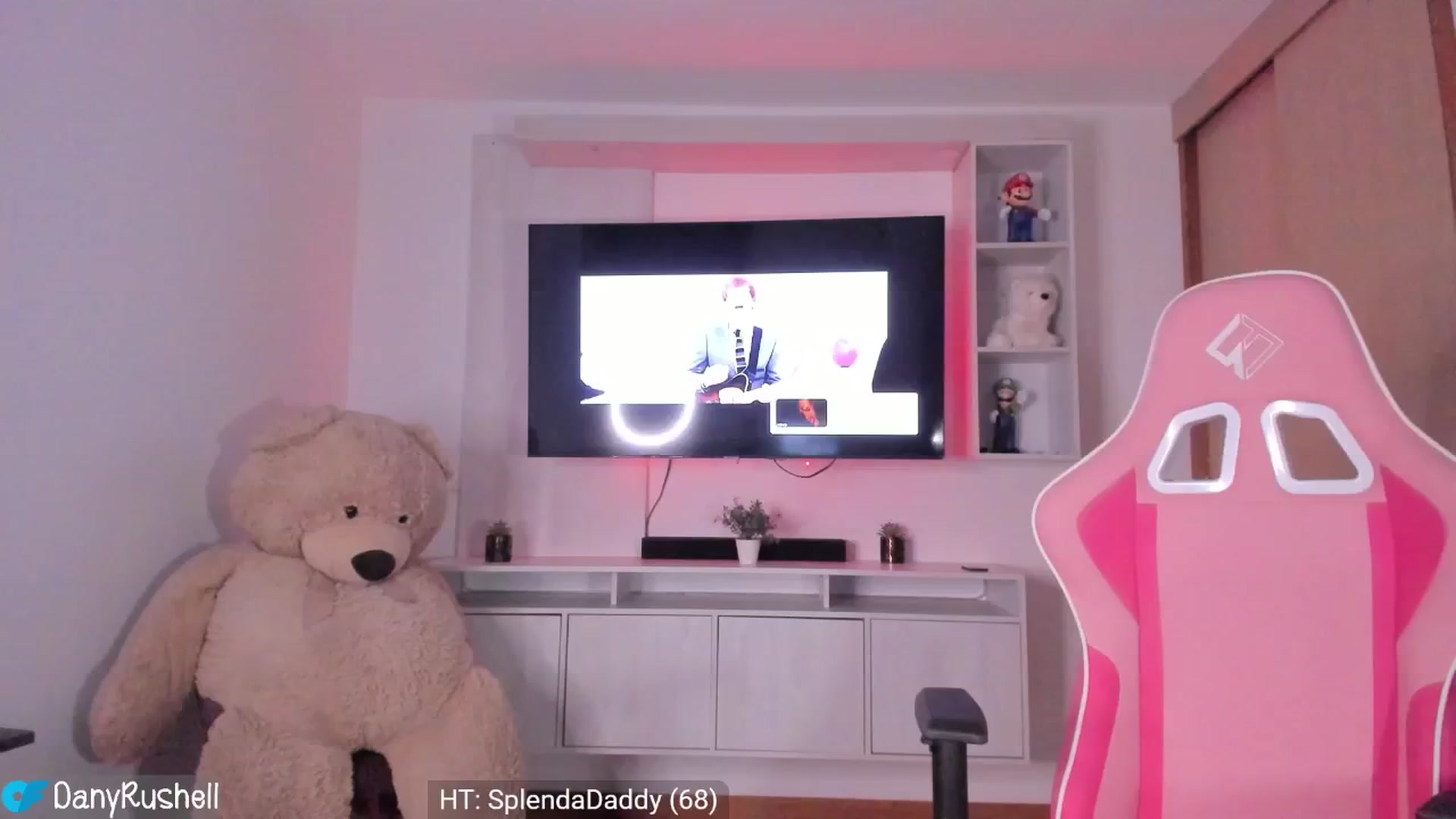 Gallery image thumbnail from NataliaMFC_'s myfreecams stream on, 04/23/2024, 05:44 image 3 of 20