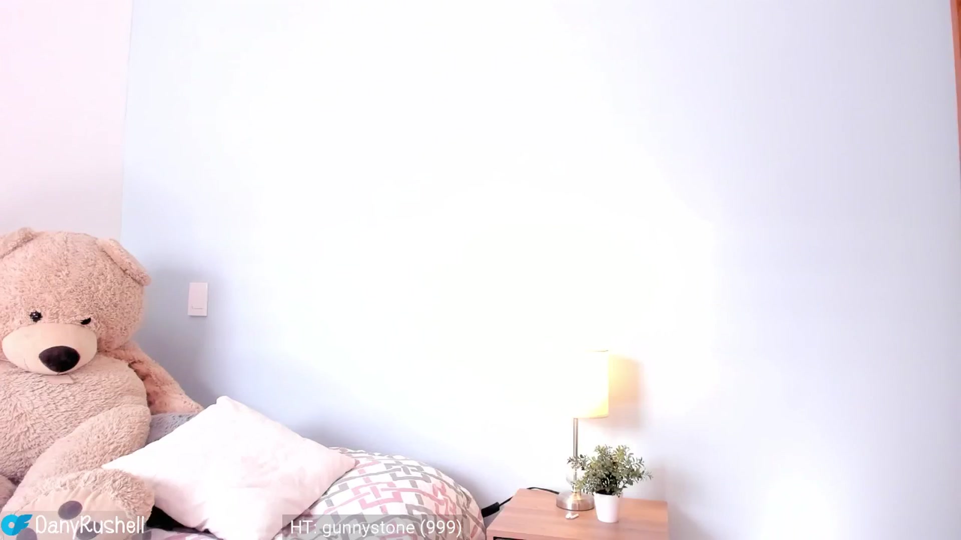Gallery image thumbnail from NataliaMFC_'s myfreecams stream on, 06/12/2024, 21:17 image 6 of 20