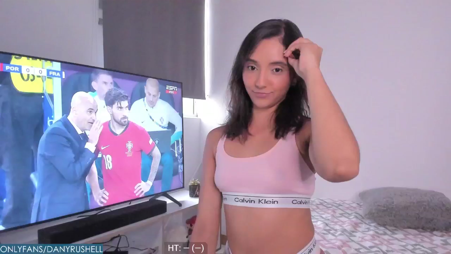 Gallery image thumbnail from NataliaMFC_'s myfreecams stream on, 07/05/2024, 23:14 image 2 of 20